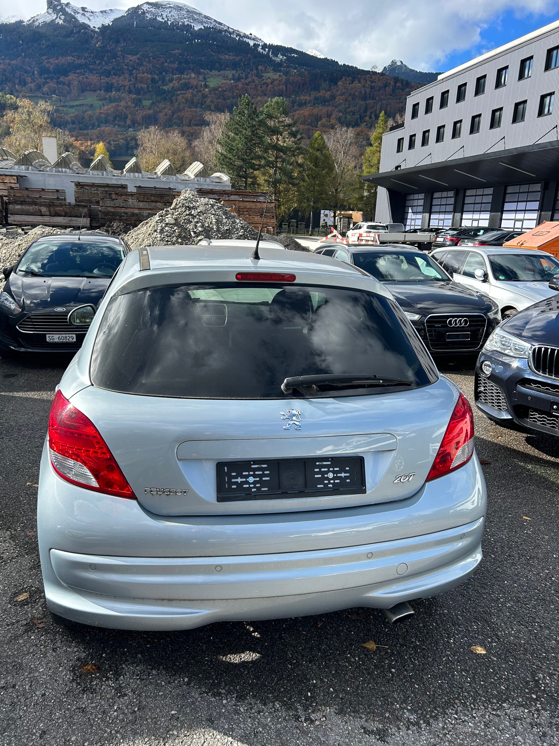 PEUGEOT 207 1.6 16V Turbo Sport-image-7