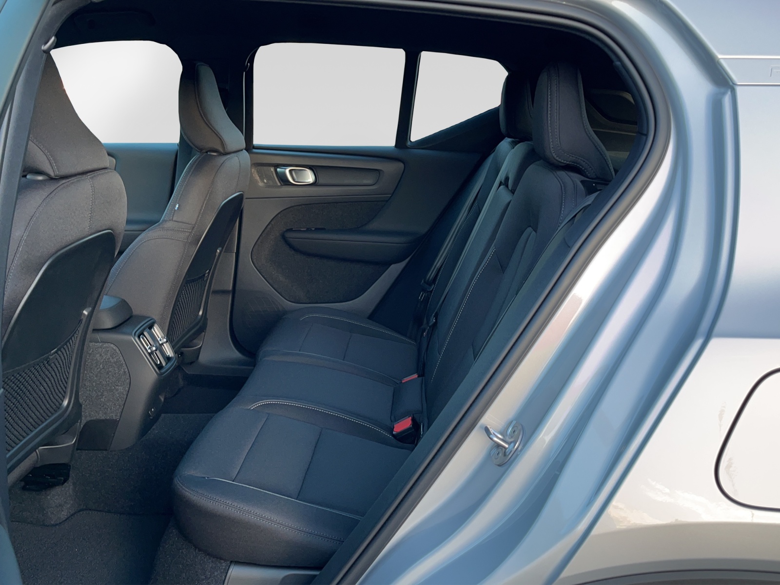 VOLVO XC40 E80 Plus-image-9