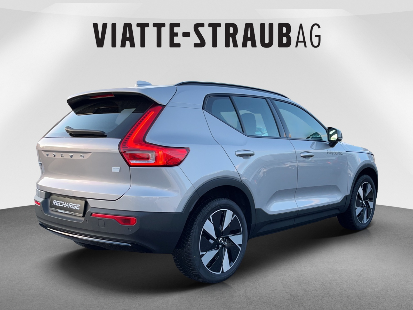 VOLVO XC40 E80 Plus-image-4