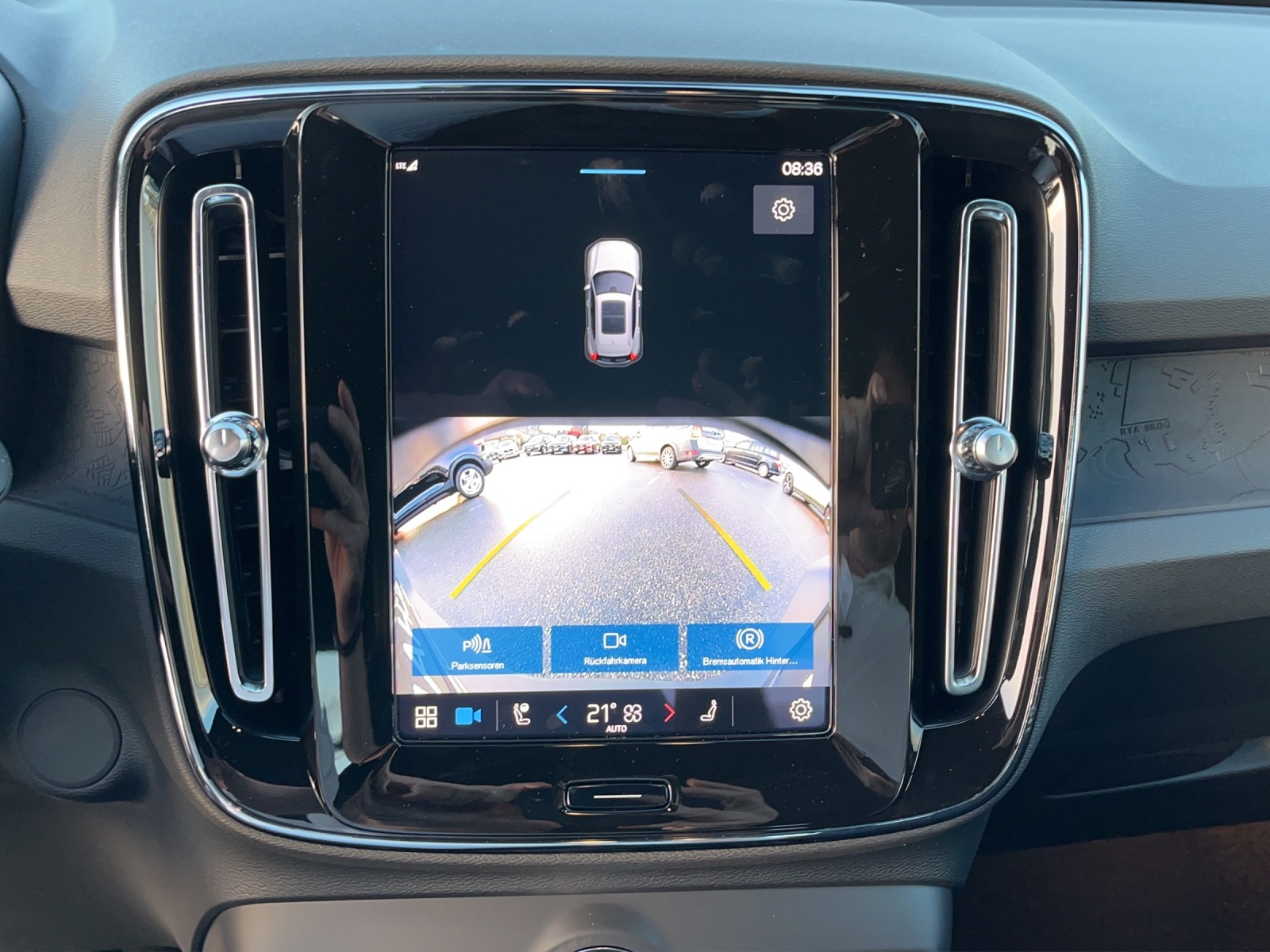 VOLVO XC40 E80 Plus-image-13