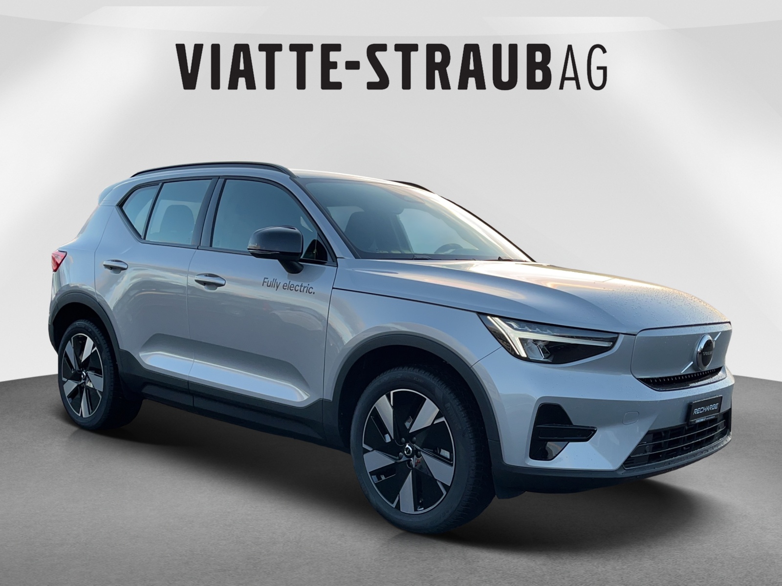 VOLVO XC40 E80 Plus-image-6