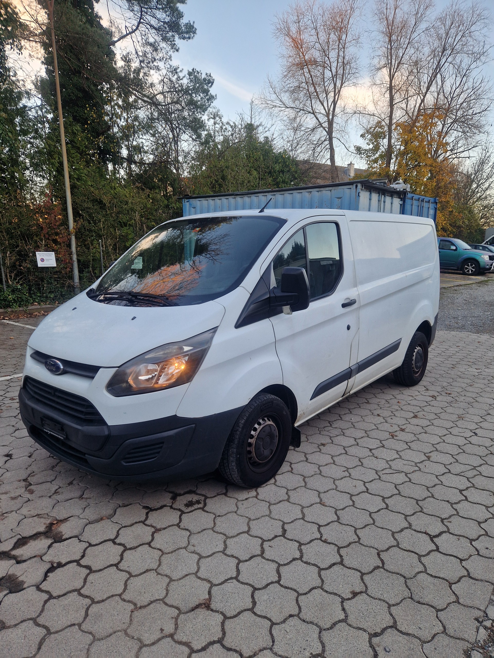 FORD Transit Custom Van 250 L1H1 Ambiente-image-0