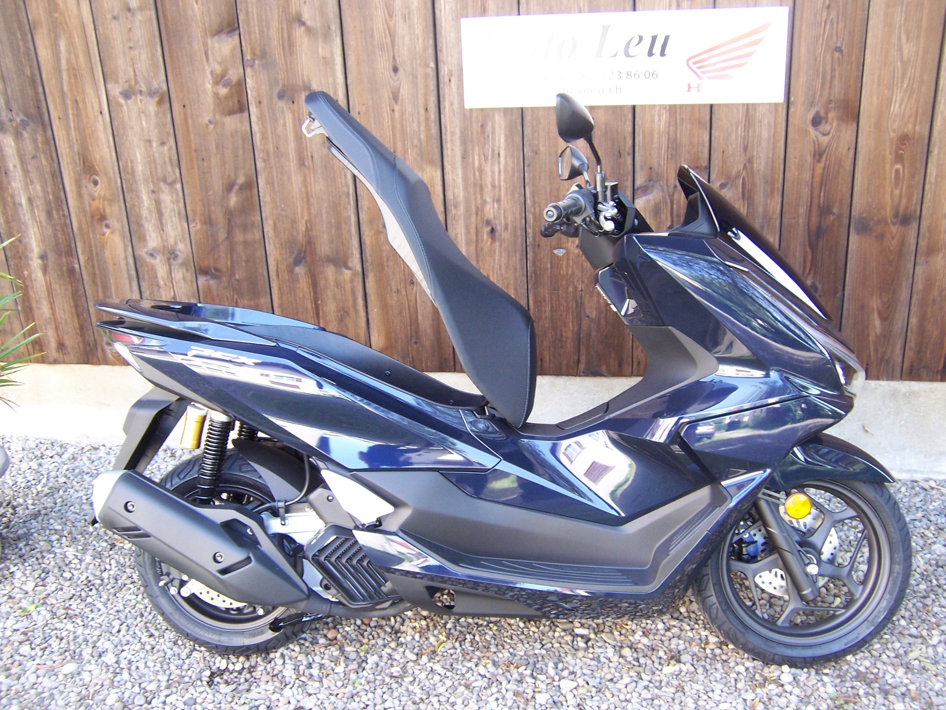 HONDA PCX 125 DX TFT. connectivity-image-12