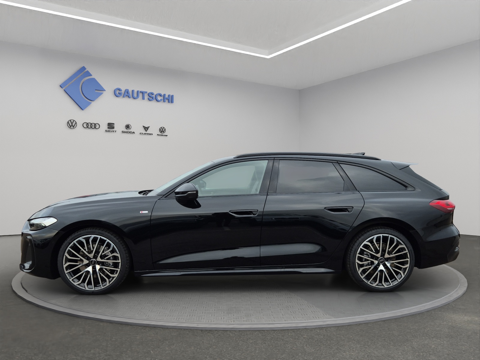 AUDI A5 Avant TDI quattro 150 kW Attraction S tronic-image-1