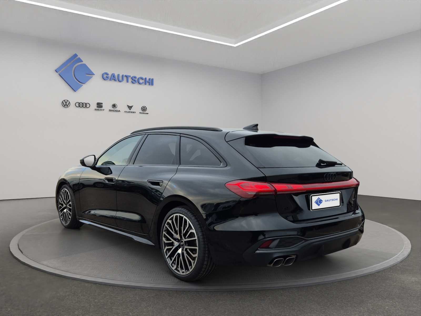 AUDI A5 Avant TDI quattro 150 kW Attraction S tronic-image-2