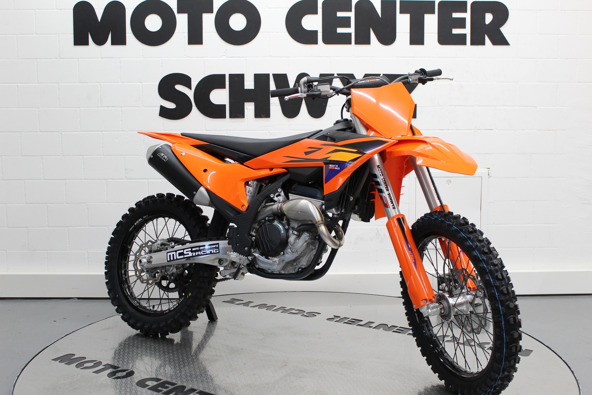 KTM 250 SX-F 2026-showroom-element-1