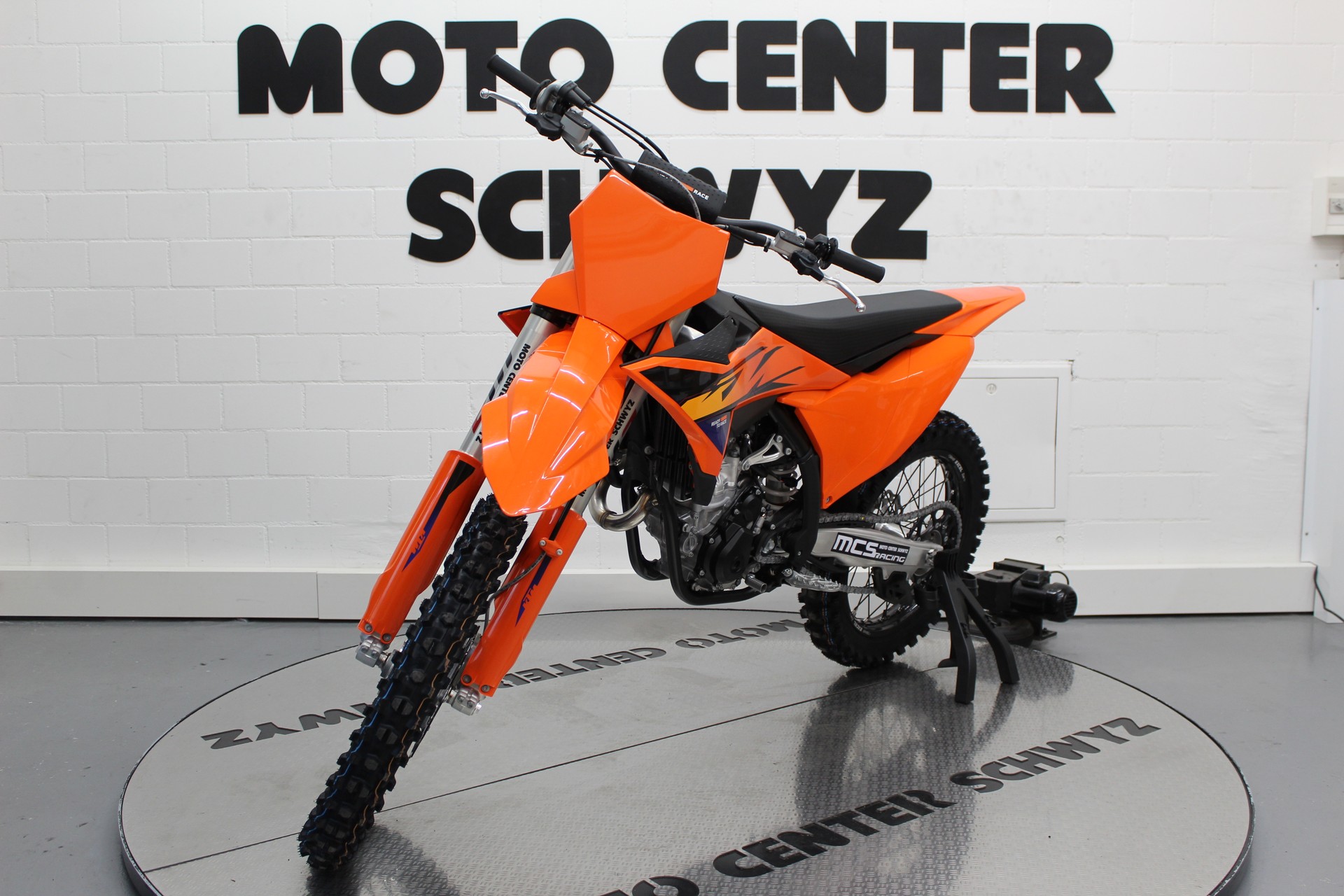 KTM 250 SX-F 2026-showroom-element-3