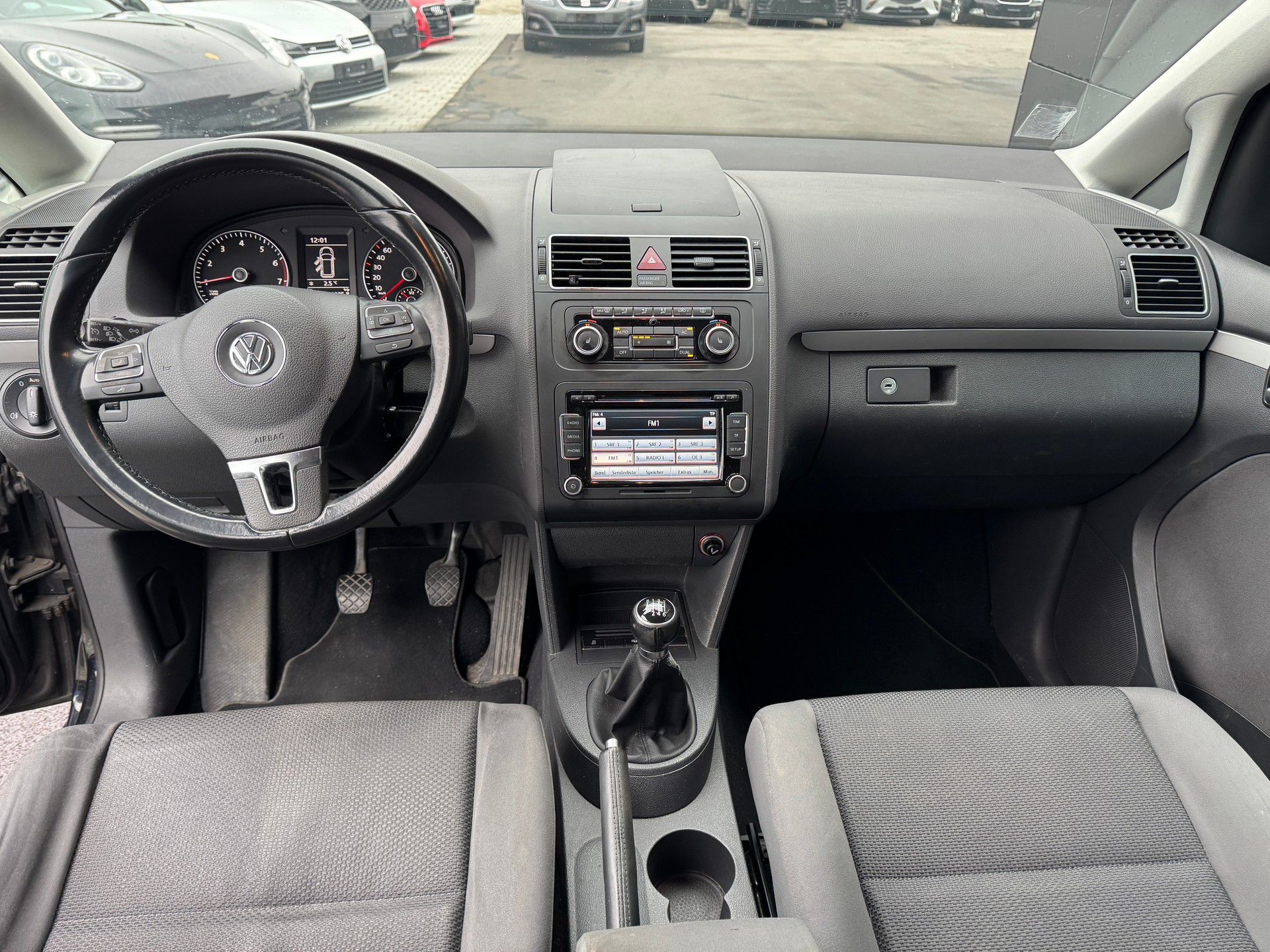 VW Touran 1.4 TSI Trendline-image-5