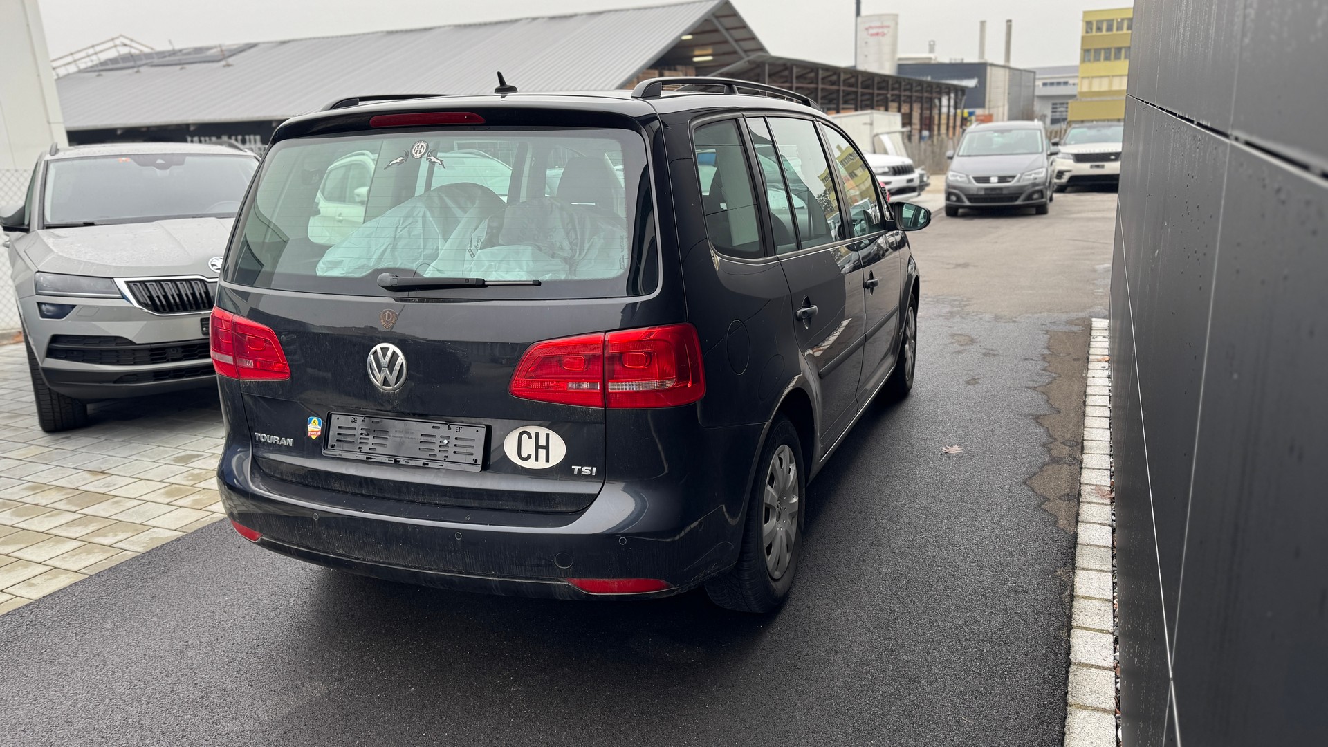 VW Touran 1.4 TSI Trendline-image-2