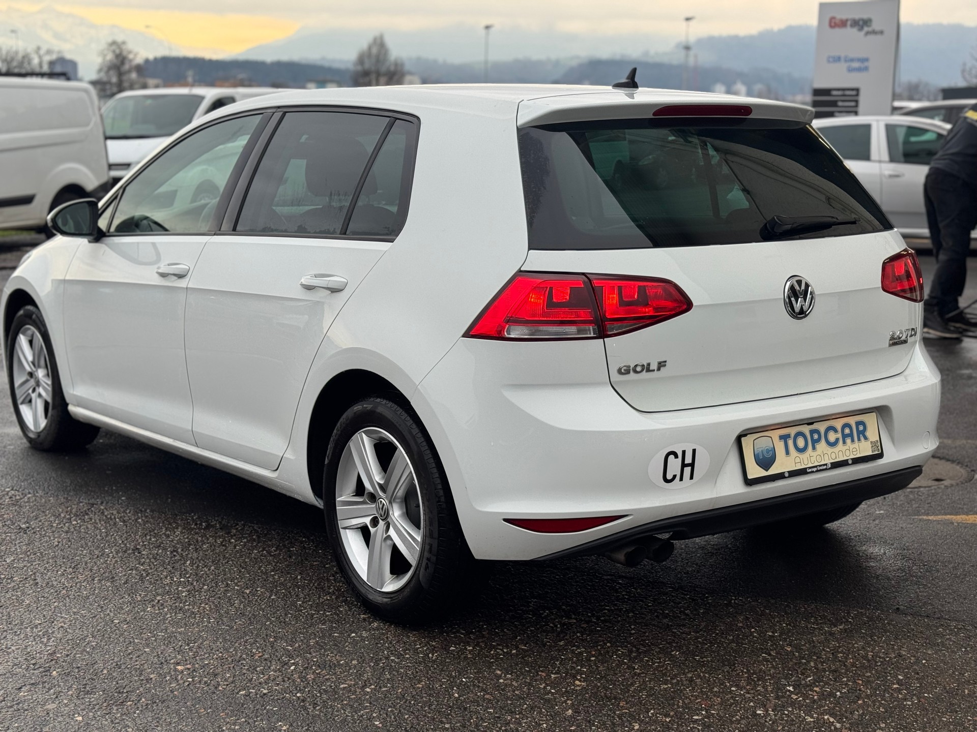 VW Golf 2.0 TDI Comfortline 4Motion-image-3