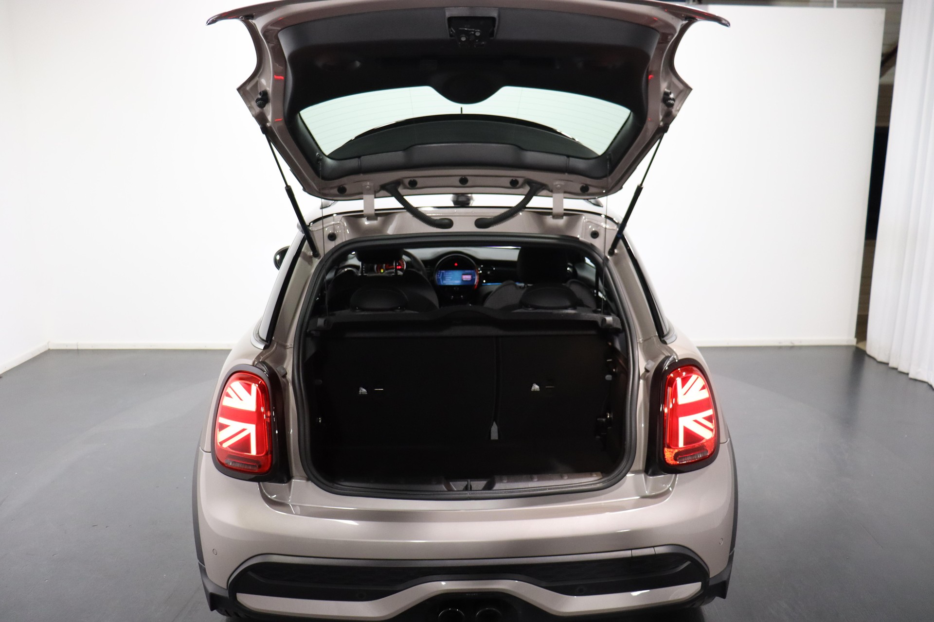 MINI F56 2.0i Cooper S SDKG-image-12