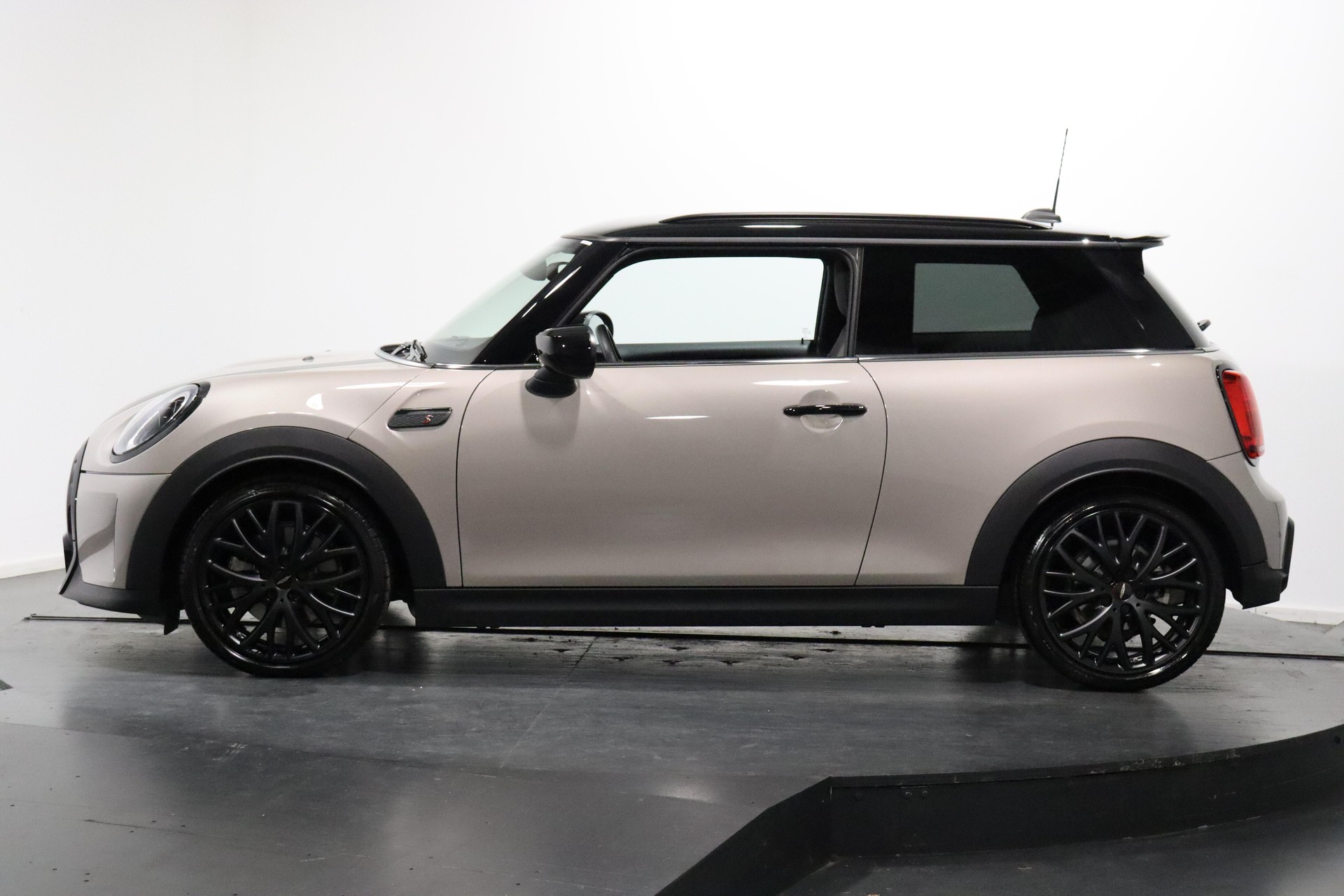 MINI F56 2.0i Cooper S SDKG-image-4