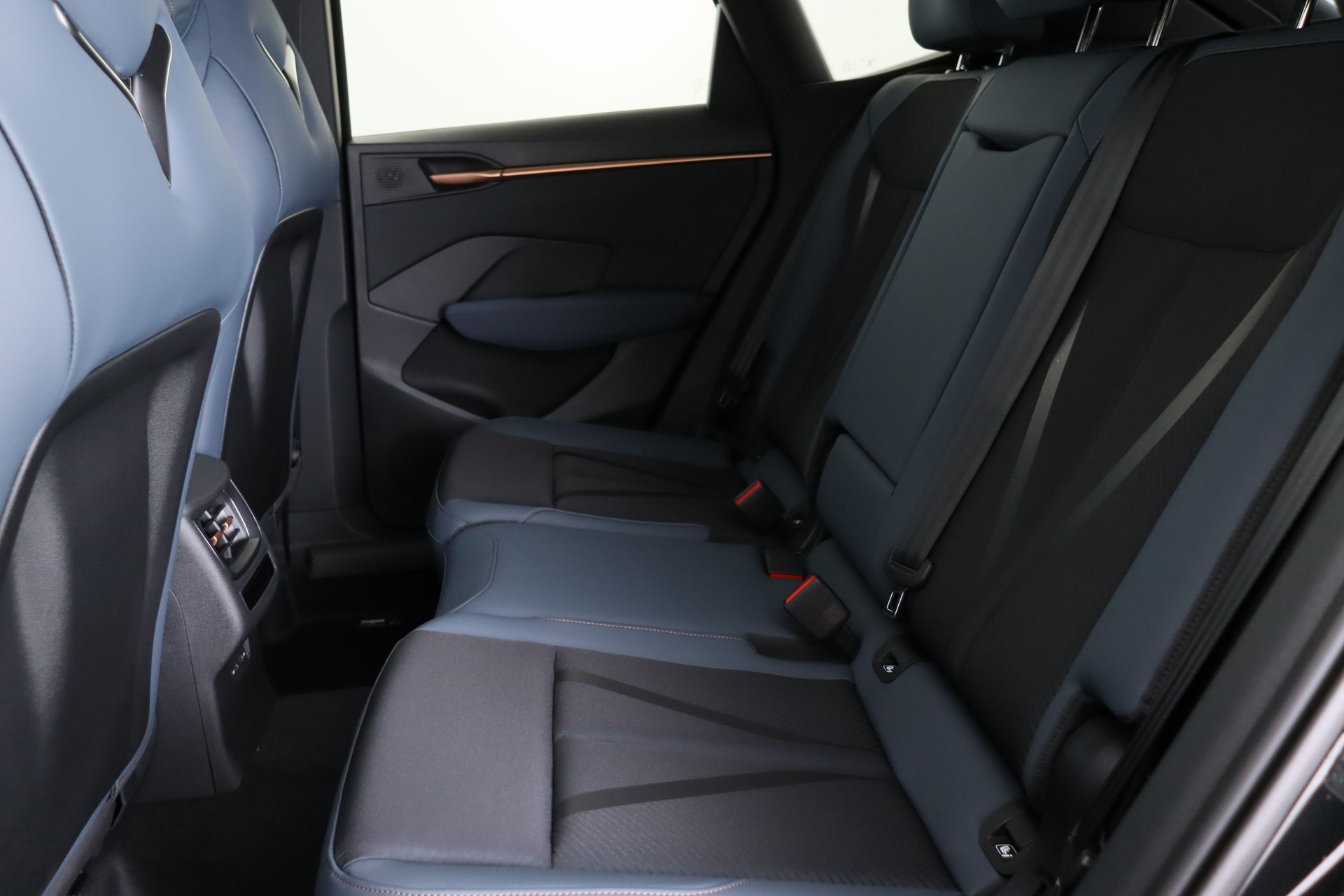 CUPRA Terramar 2.0 TSI DSG 4Drive VZ-image-14