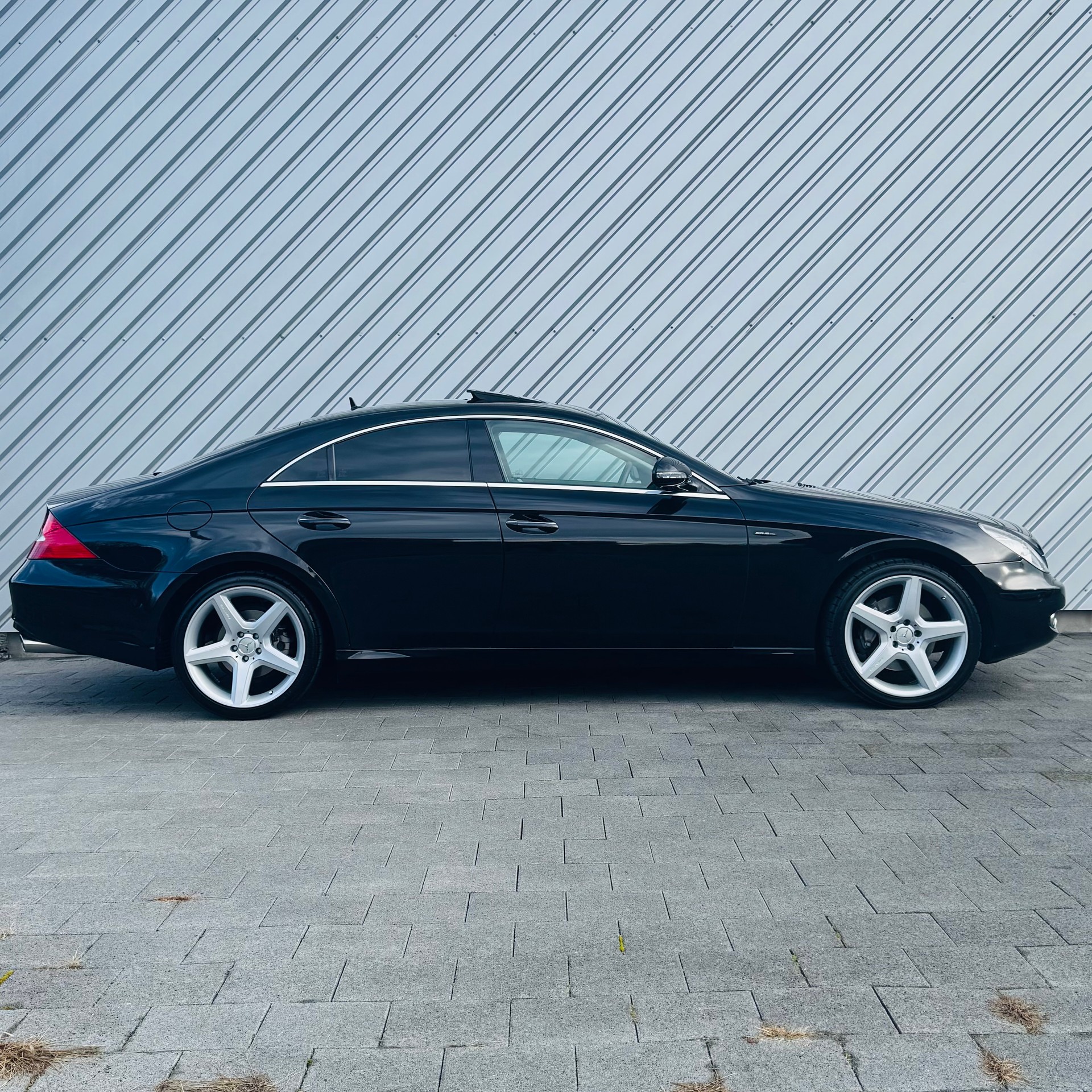 MERCEDES-BENZ CLS 350 CGI 7G-Tronic DESIGNO-showroom-element-1