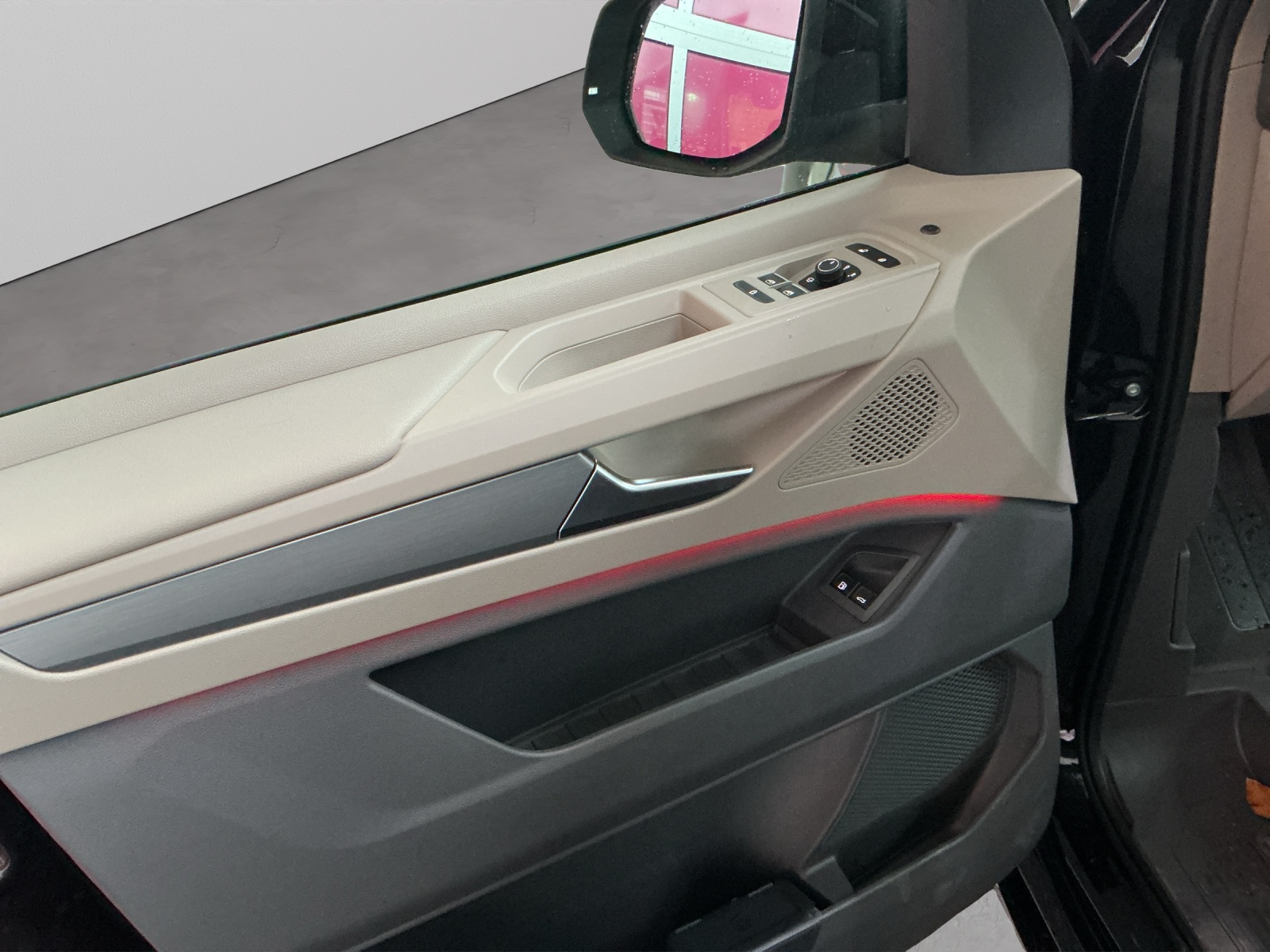 VW Multivan 1.5 eHybrid Style Liberty 4Motion DSG-image-7
