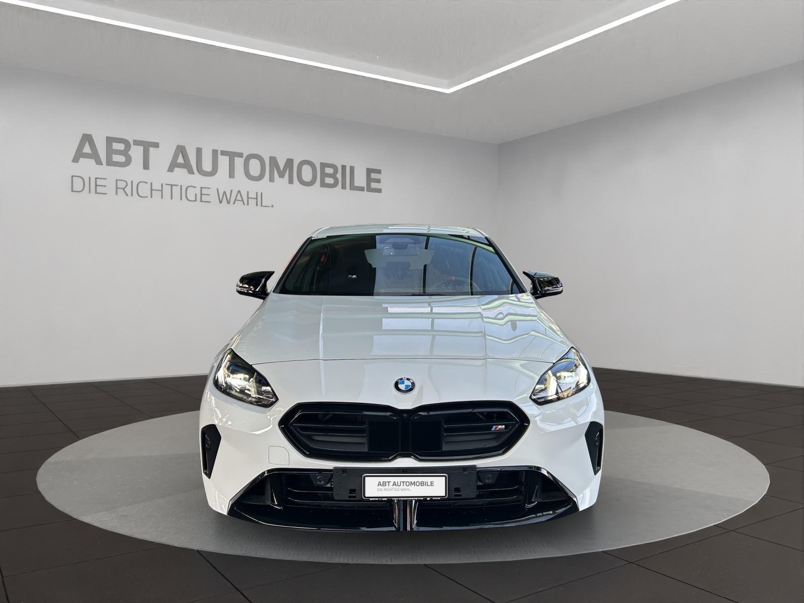BMW M135i xDrive-image-1