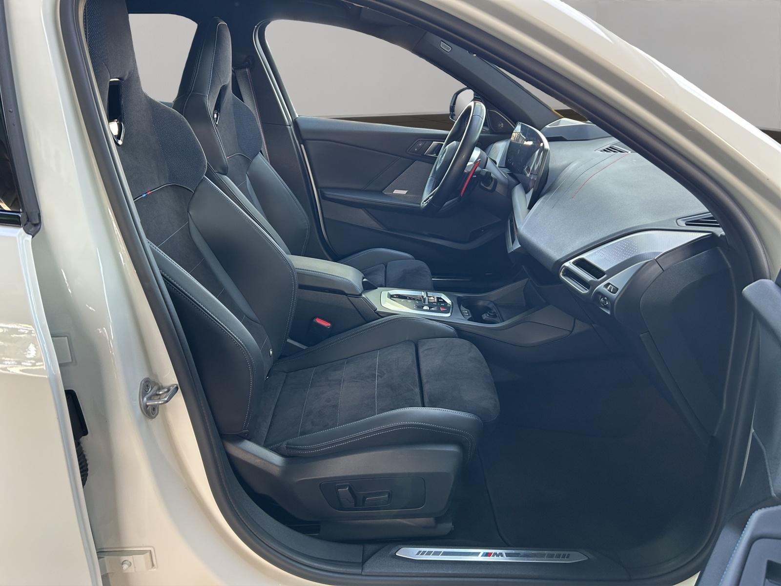 BMW M135i xDrive-image-9