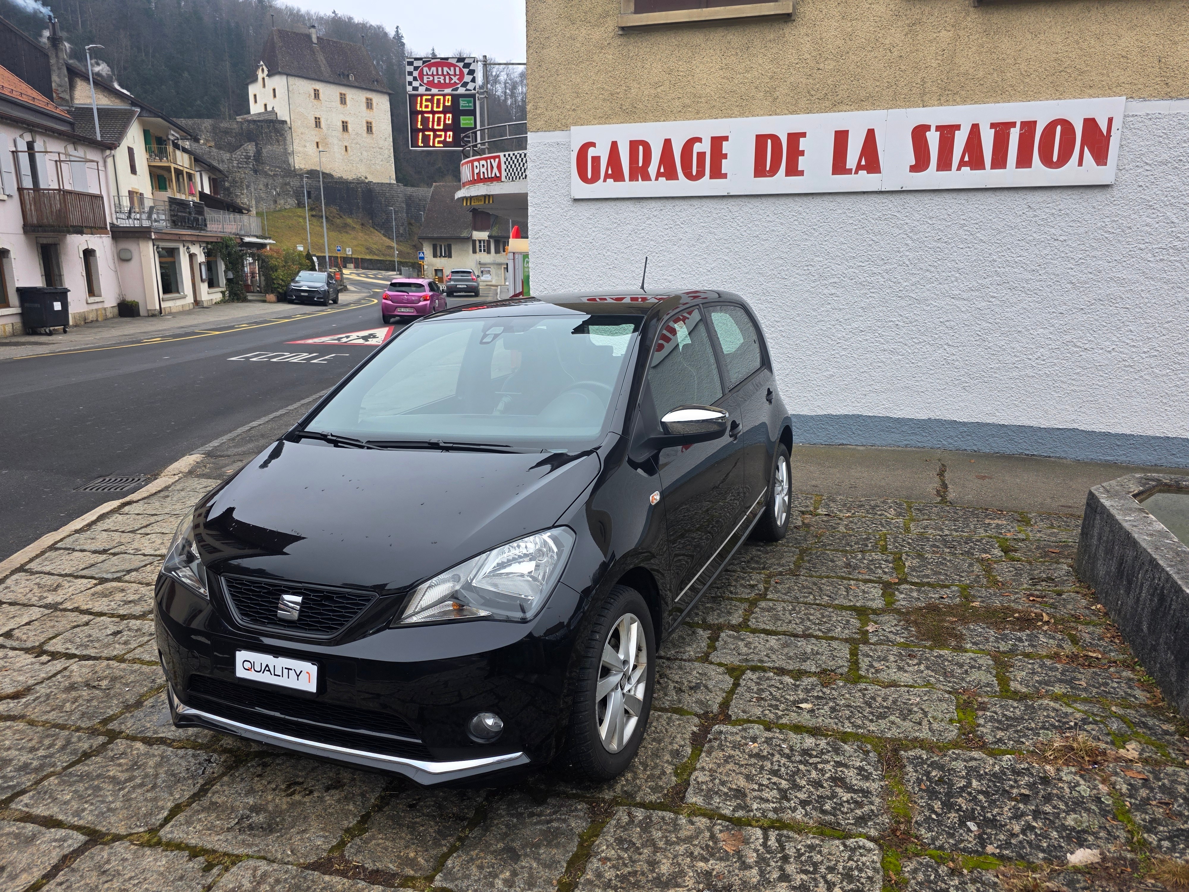 Car photo