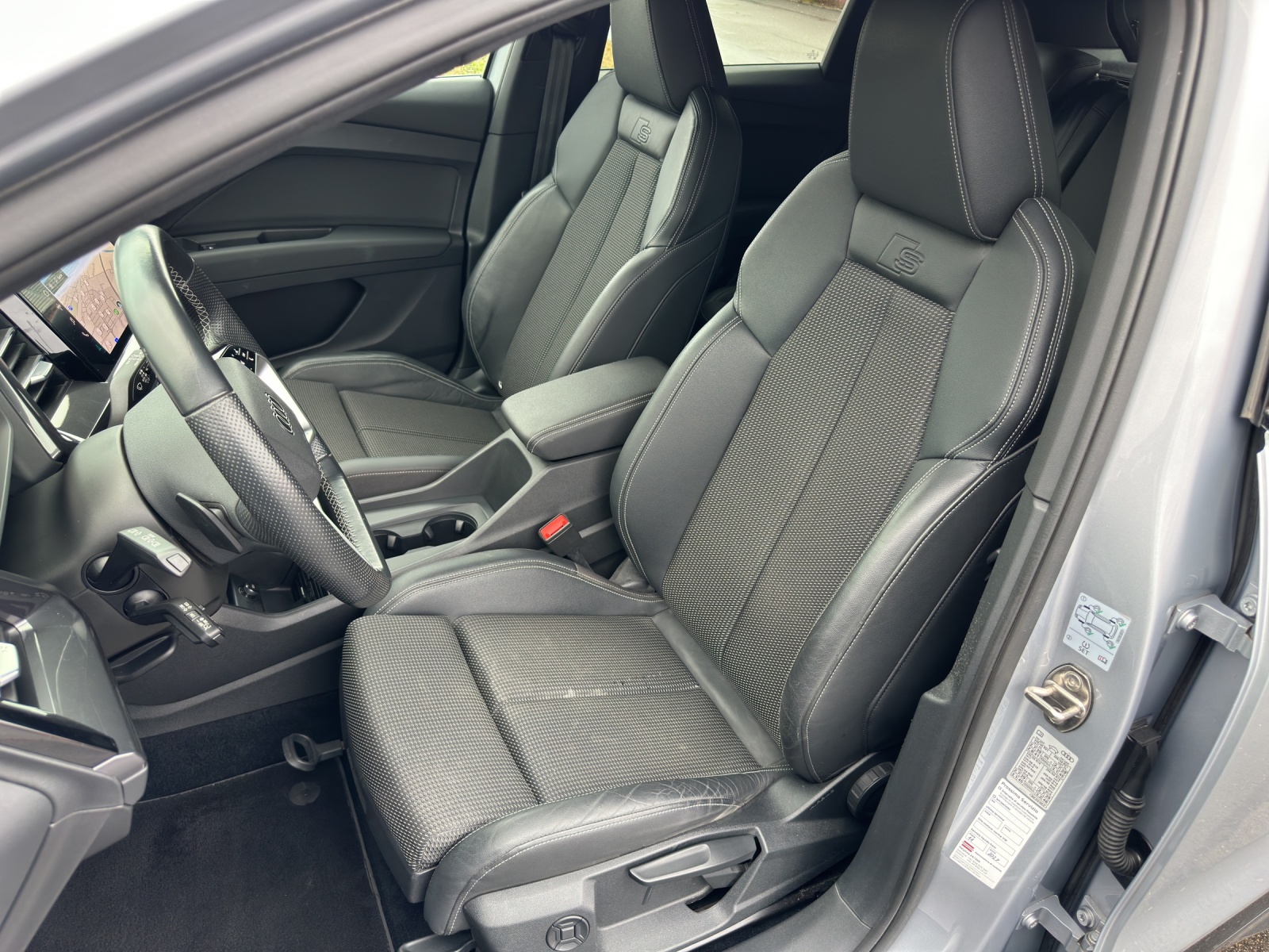AUDI Q4 e-tron 50 quattro-image-11