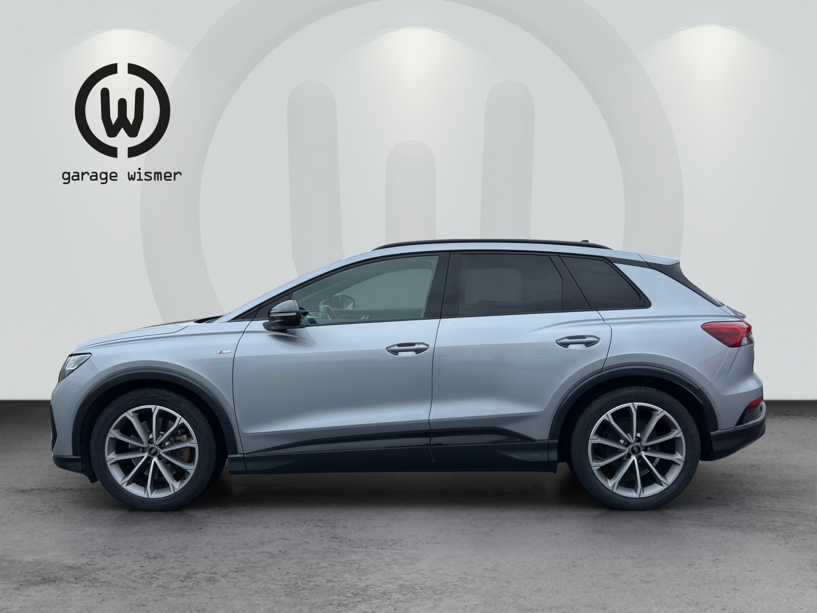 AUDI Q4 e-tron 50 quattro-image-1