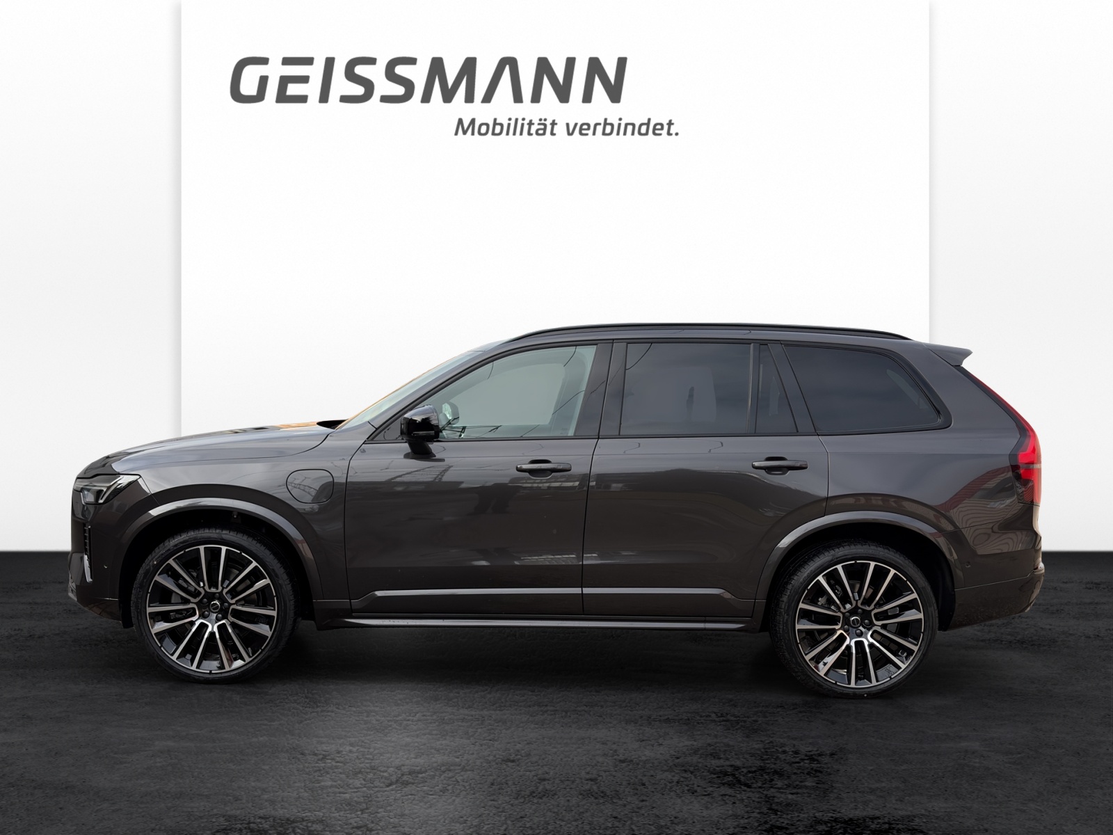 VOLVO XC90 2.0 T8 TE XCLUSIVE Edition Dark eAWD-image-2