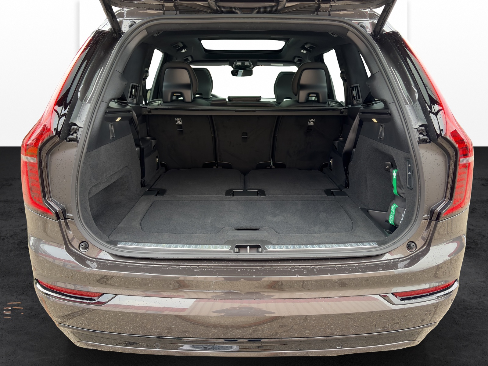 VOLVO XC90 2.0 T8 TE XCLUSIVE Edition Dark eAWD-image-18