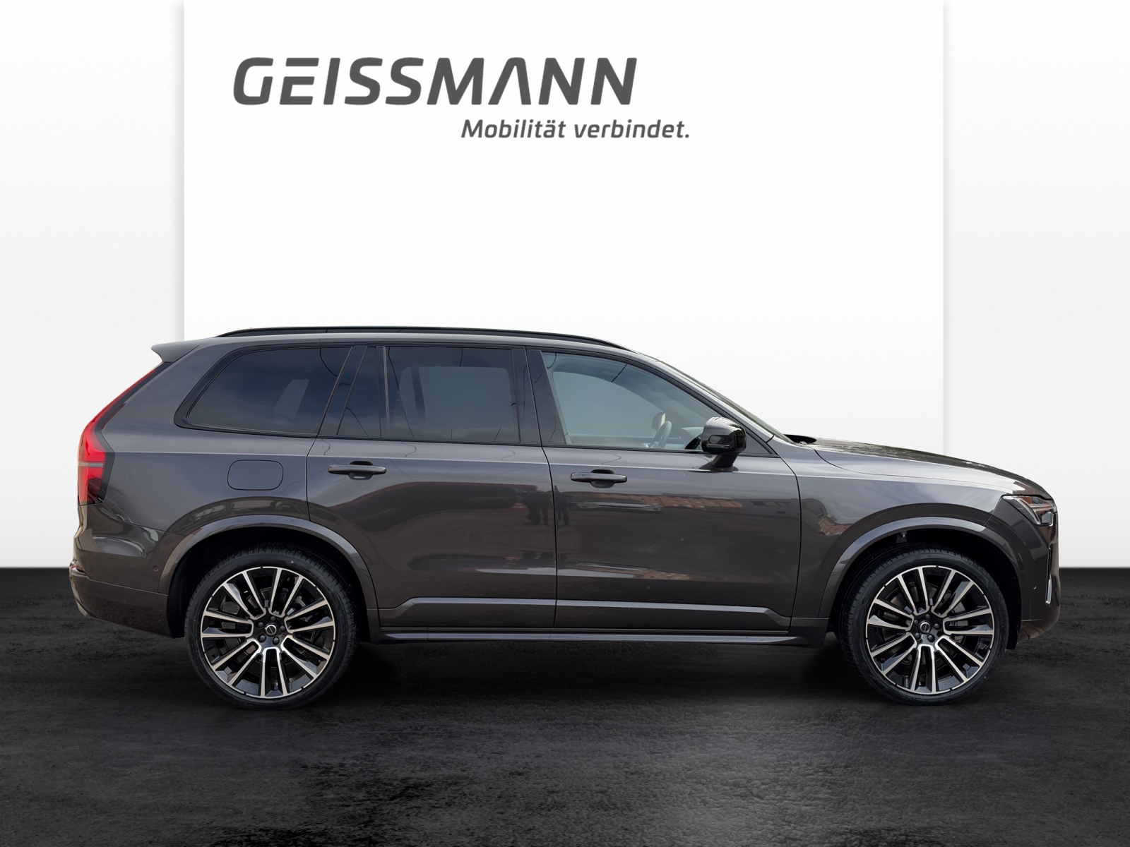 VOLVO XC90 2.0 T8 TE XCLUSIVE Edition Dark eAWD-image-3