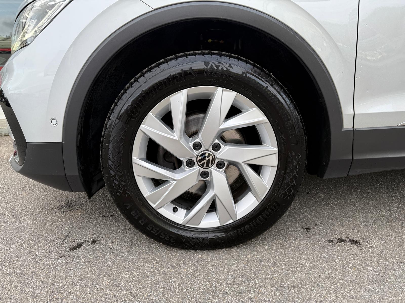 VW Tiguan 2.0 TDI SCR Elegance 4Motion DSG-image-10
