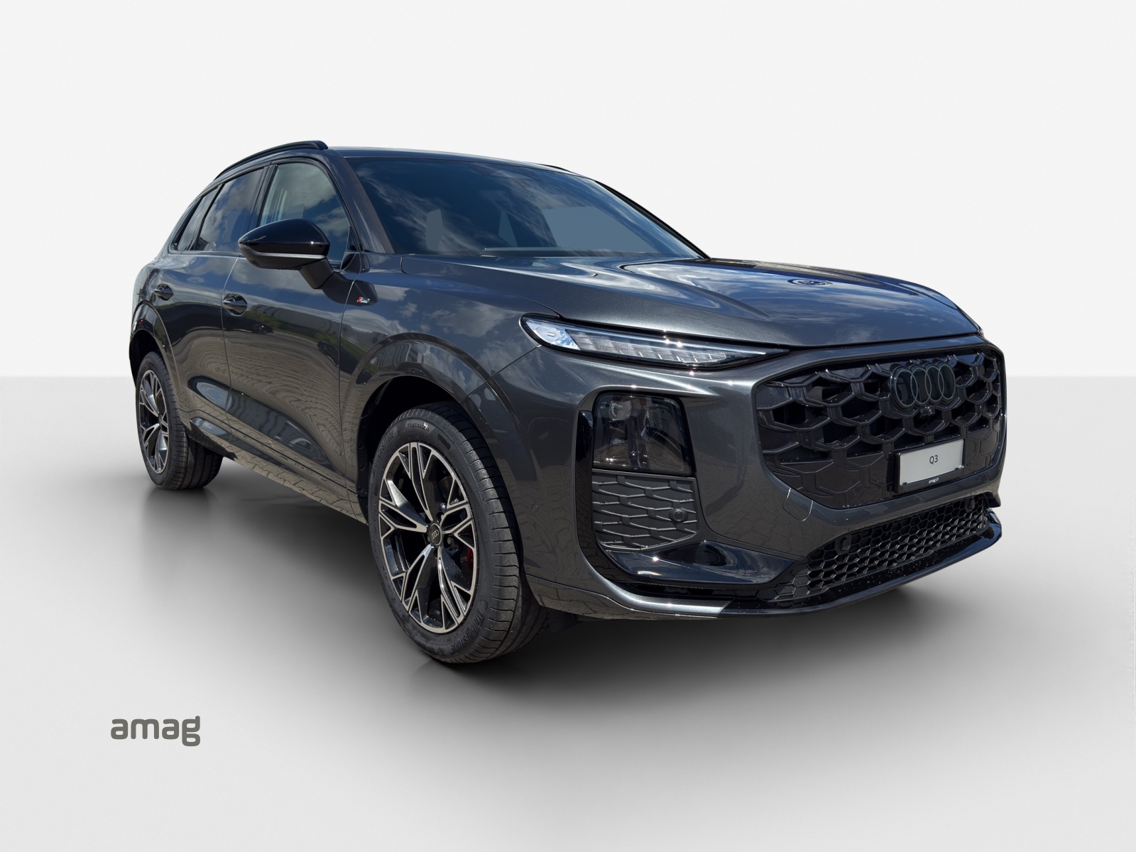 AUDI Q3 SUV 110 kW TFSI S tronic-image-8