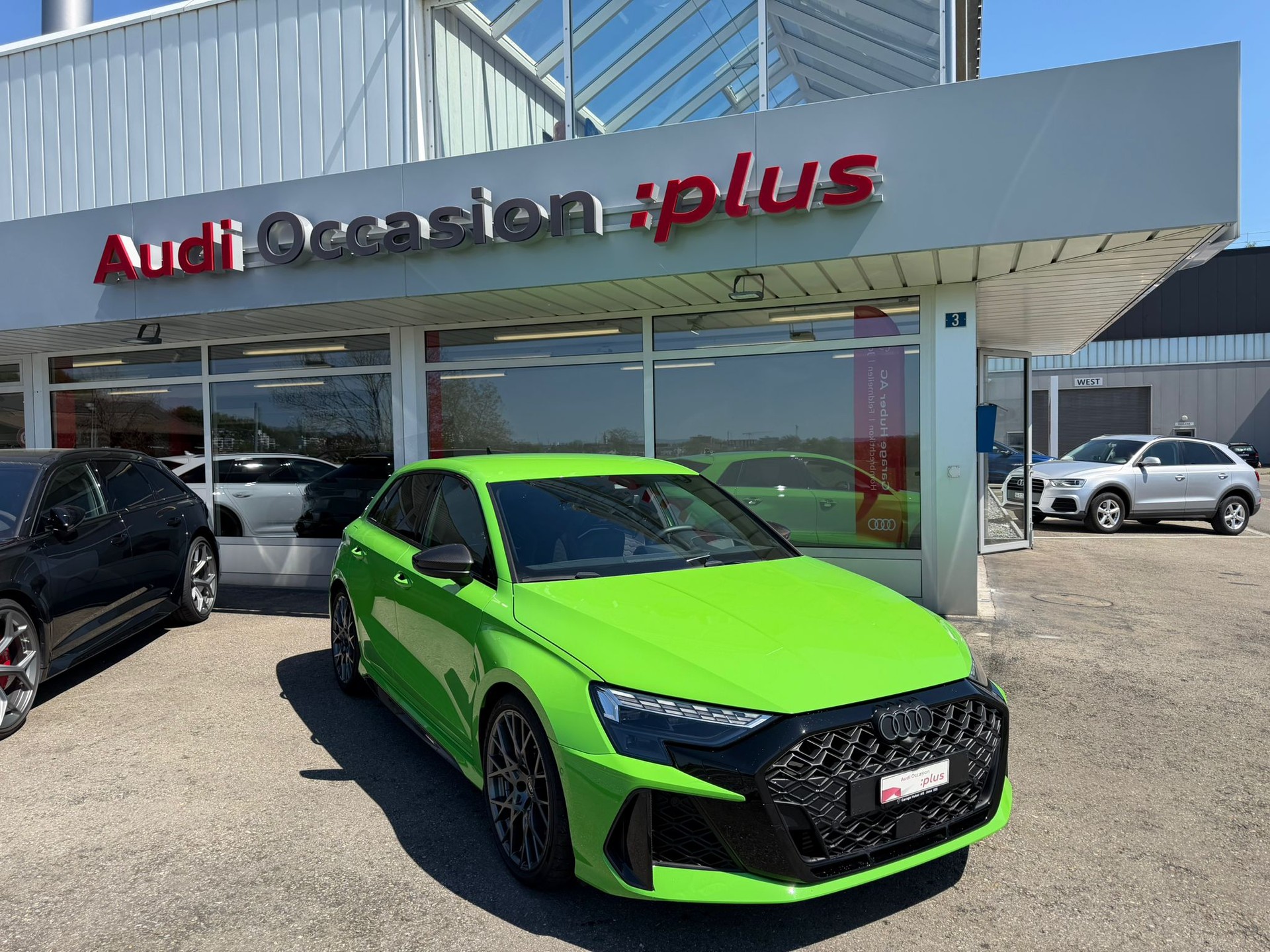 AUDI RS3 Sportback 2.5 TSI quattro S-tronic-image-0