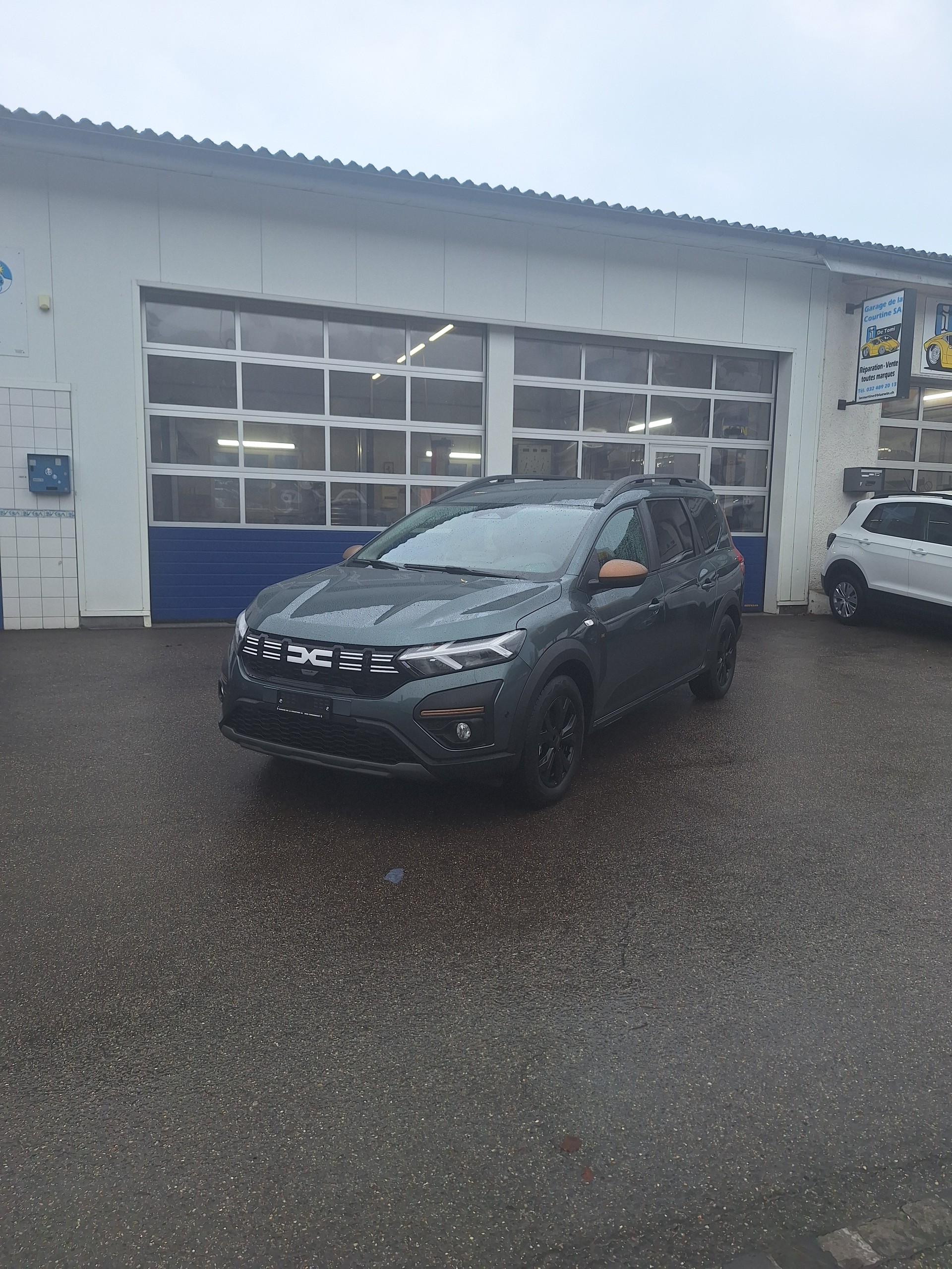 DACIA Jogger HEV 140 Extreme+ 7 Places