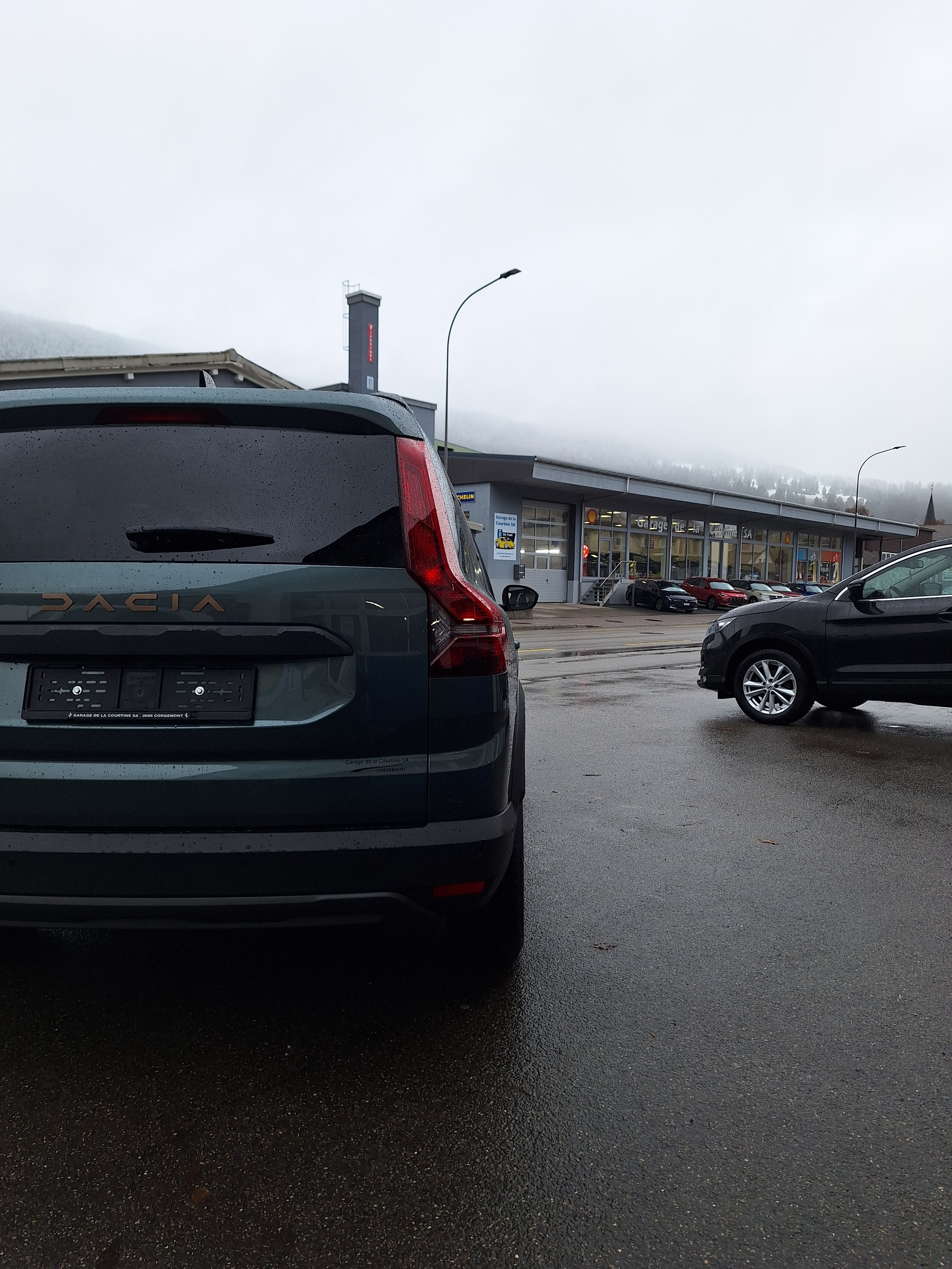 DACIA Jogger HEV 140 Extreme+ 7 Places-image-12