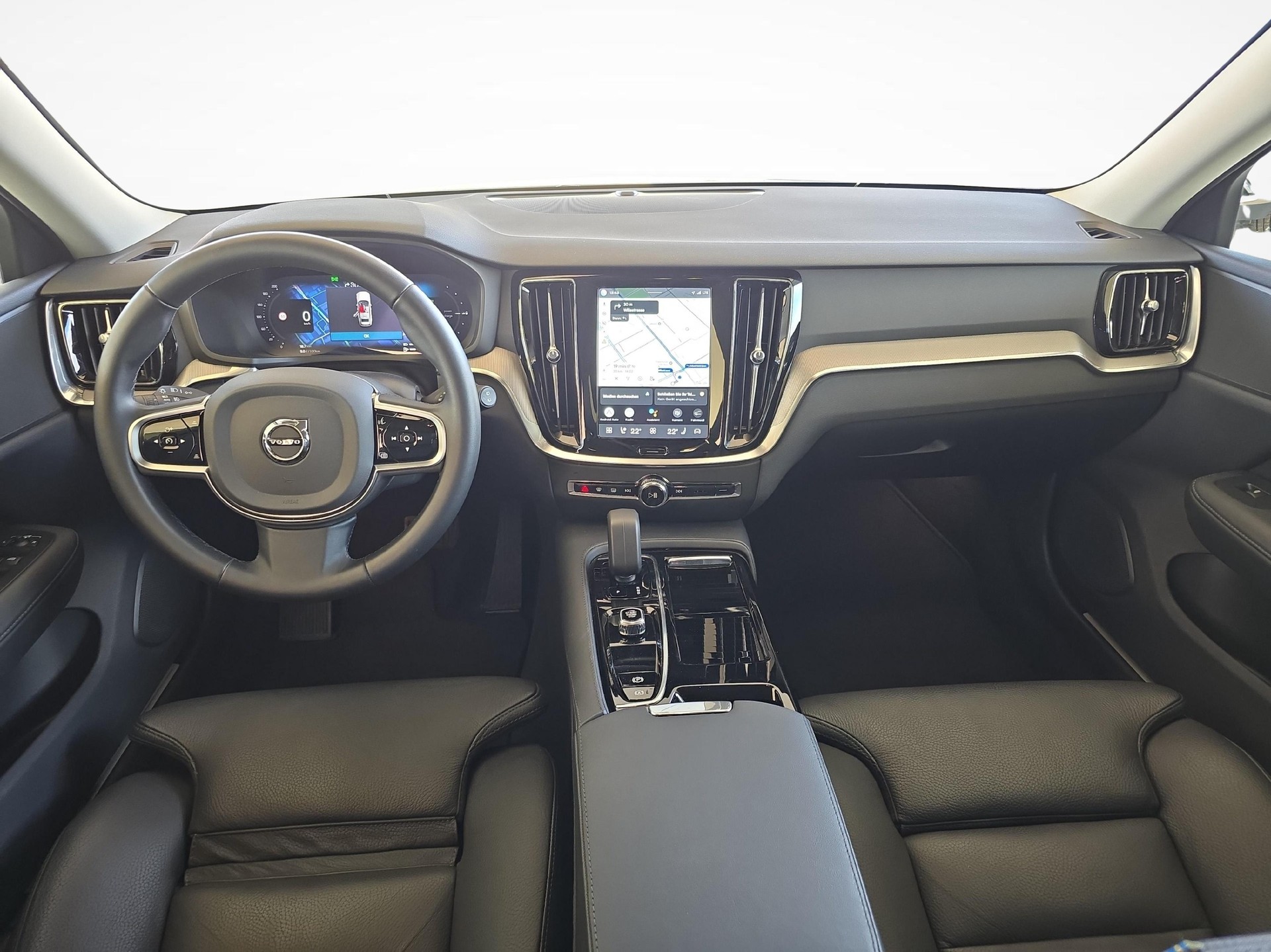 VOLVO V60 2.0 T6 TE Plus Dark eAWD-image-9