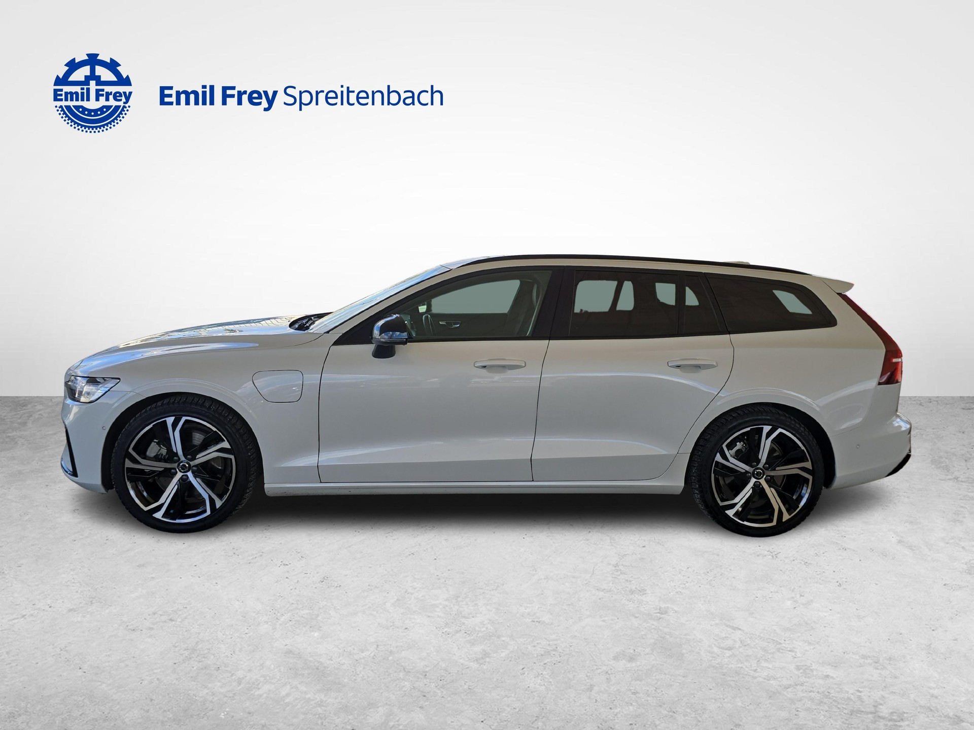 VOLVO V60 2.0 T6 TE Plus Dark eAWD-image-2