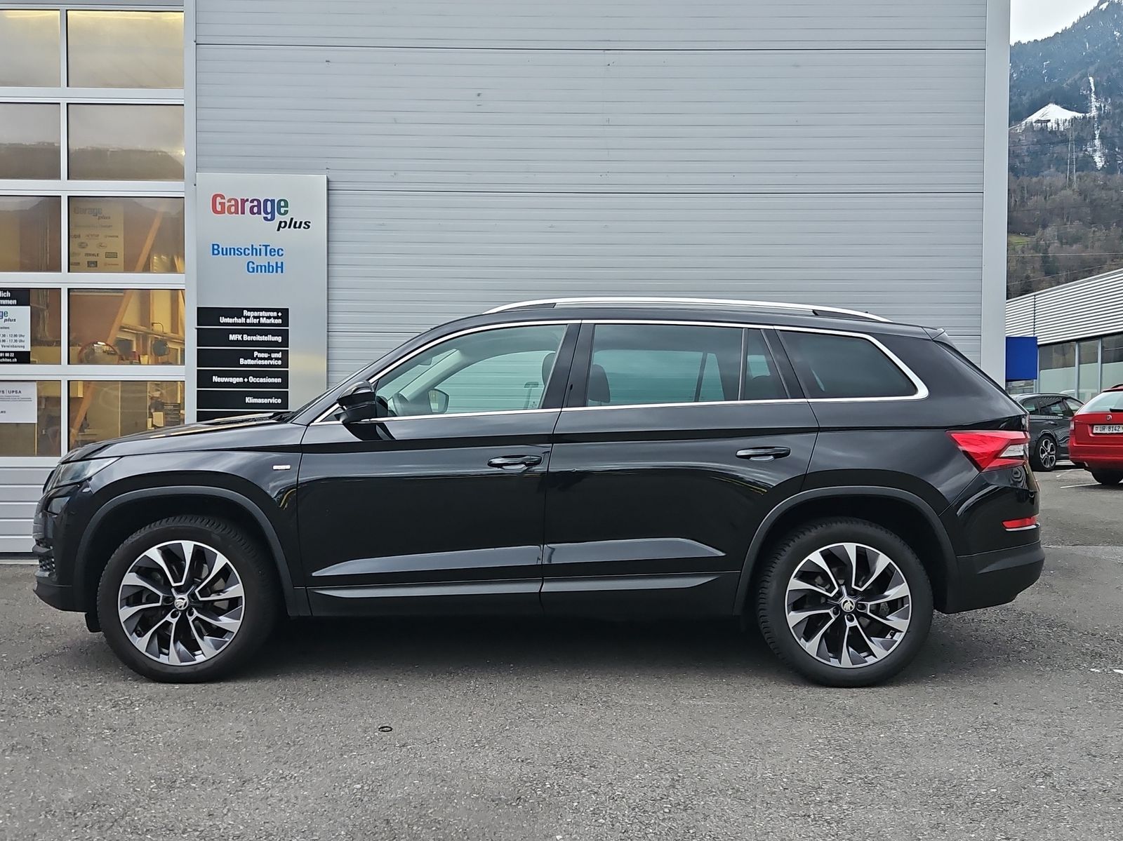 SKODA Kodiaq 2.0 TDI 200 Sportline DSG-image-1