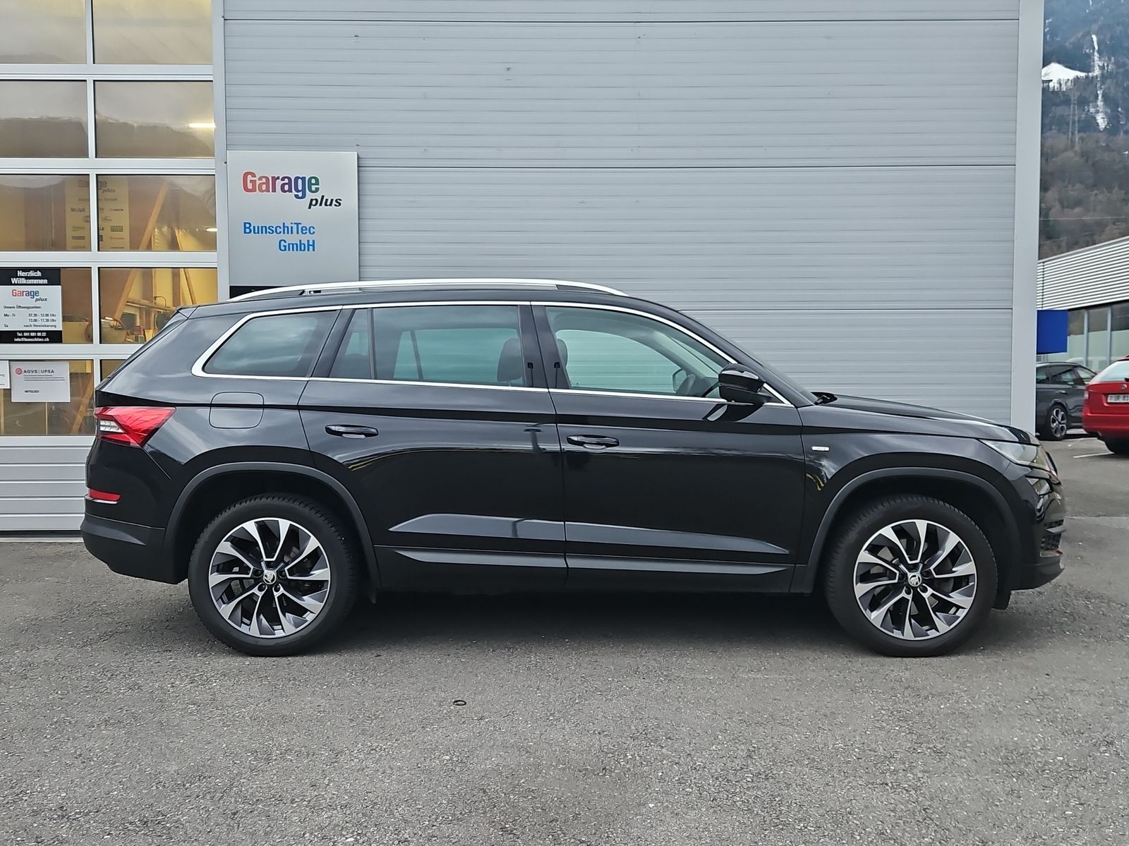 SKODA Kodiaq 2.0 TDI 200 Sportline DSG-image-5
