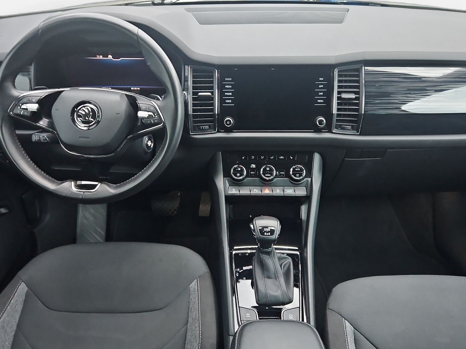 SKODA Kodiaq 2.0 TDI 200 Sportline DSG-image-8