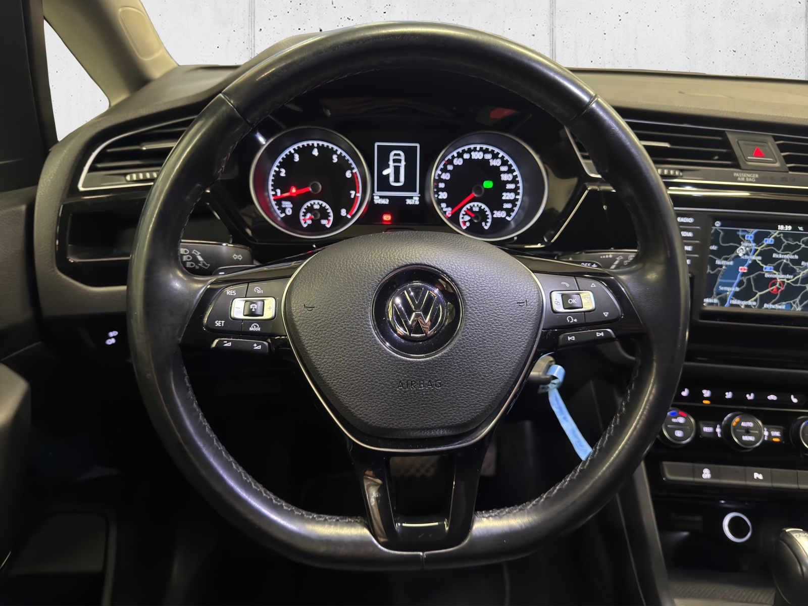 VW Touran 1.4 TSI BlueMotion Technology Comfortline DSG-image-15