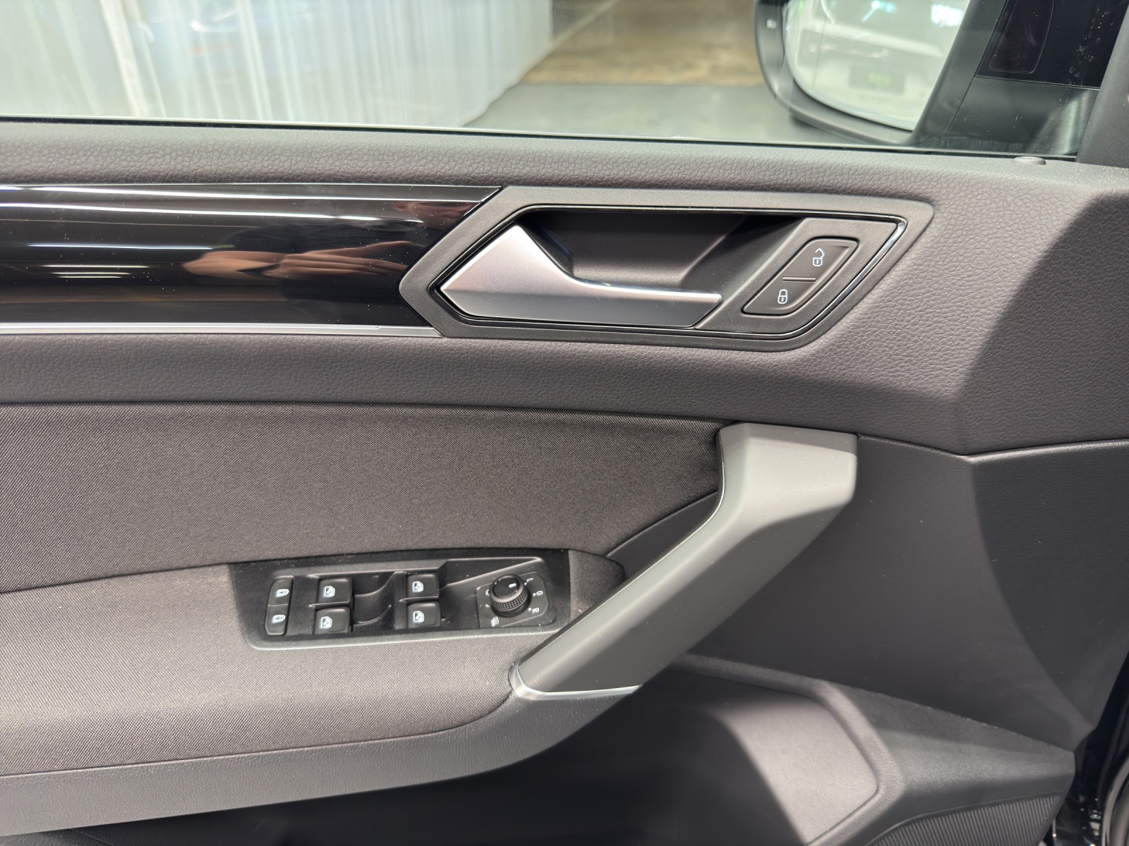 VW Touran 1.5 TSI Comfortline United DSG-image-14