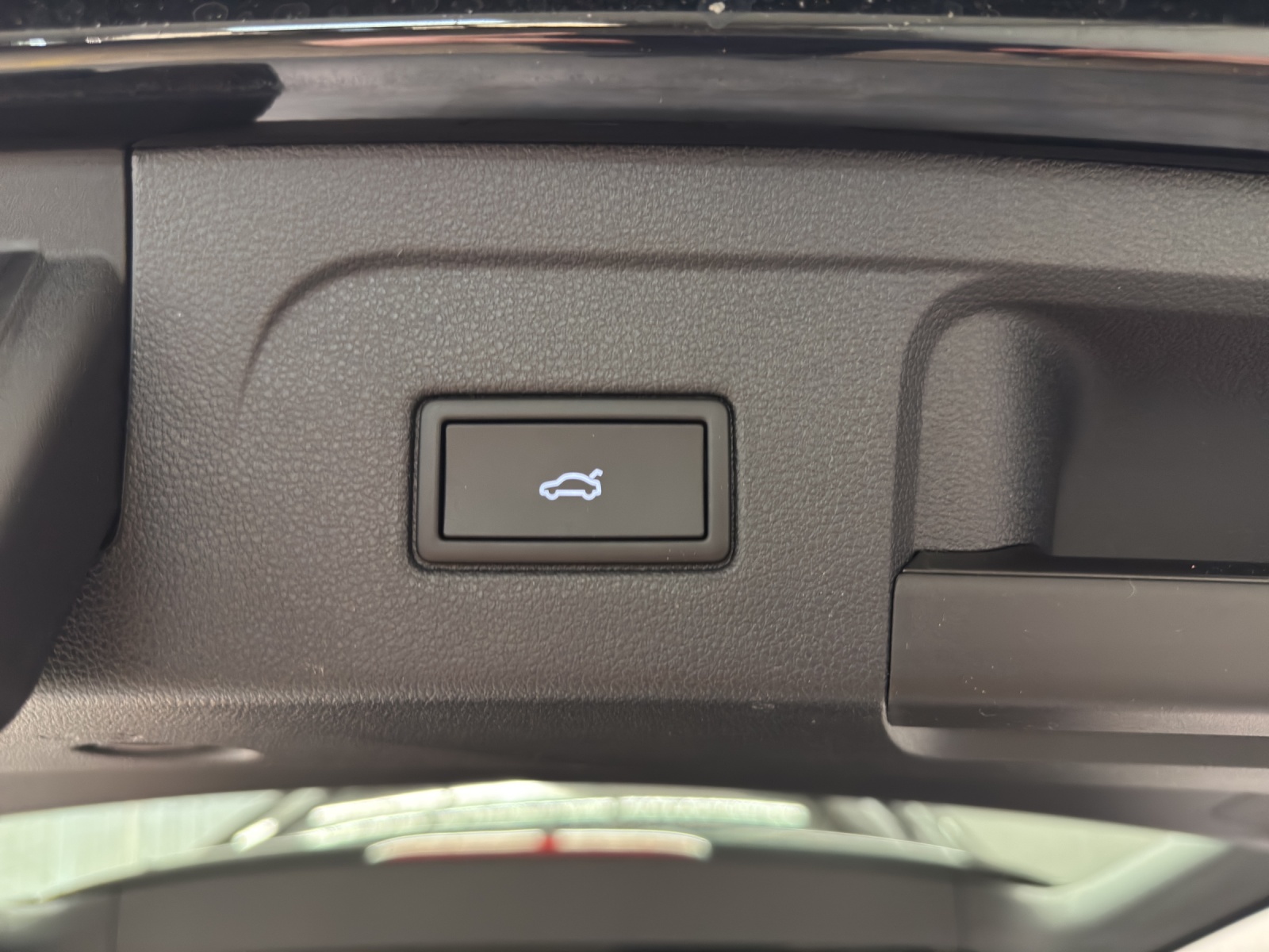 VW Touran 1.5 TSI Comfortline United DSG-image-11