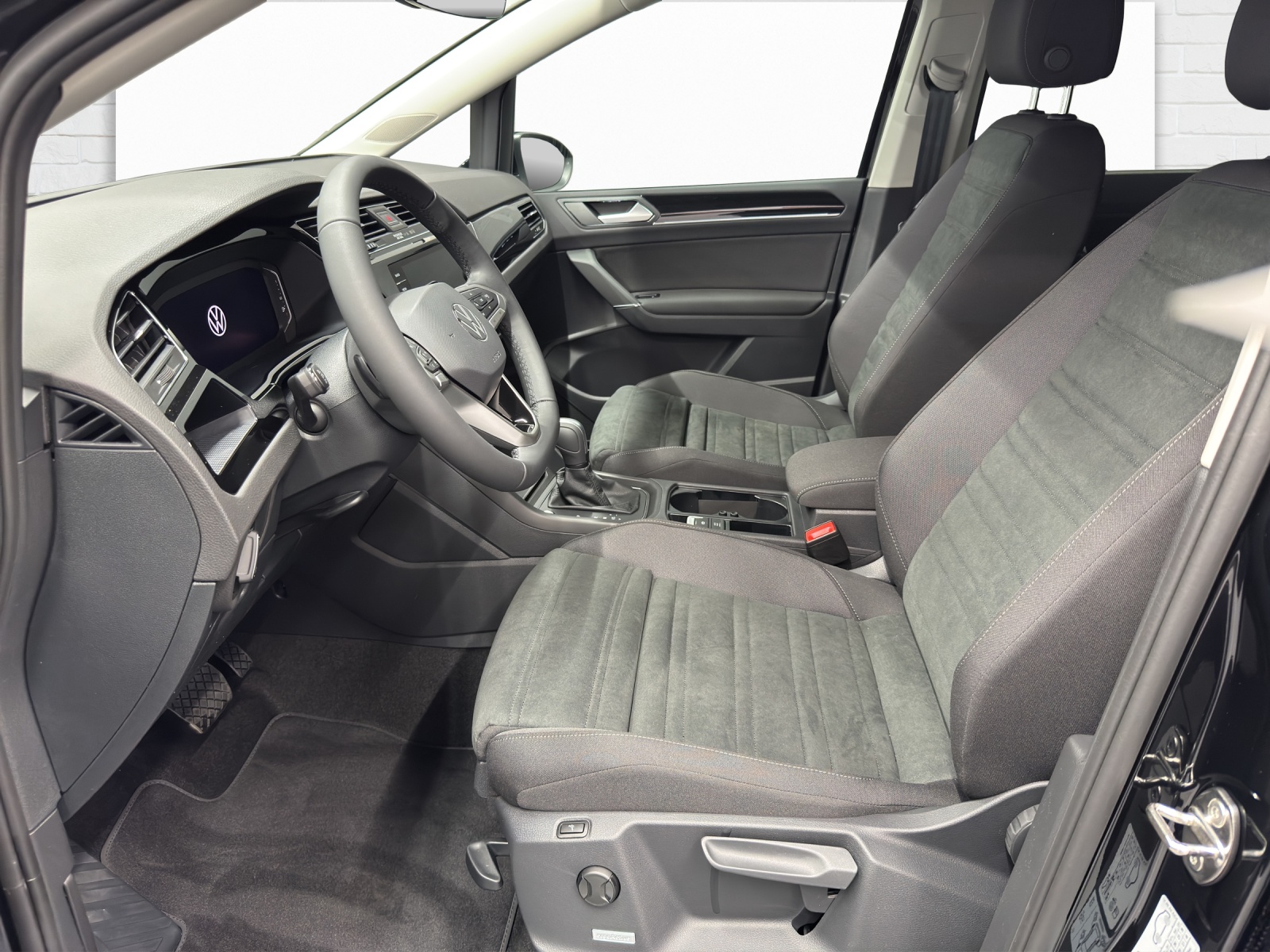 VW Touran 1.5 TSI Comfortline United DSG-image-6