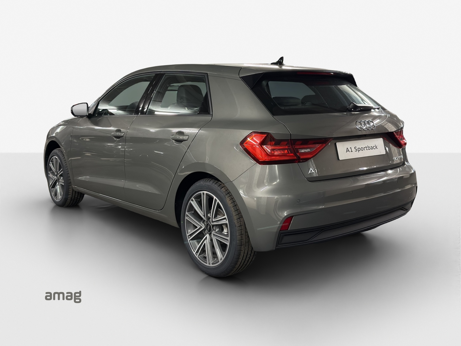 AUDI A1 Sportback 30 TFSI Attraction S-tronic-image-2