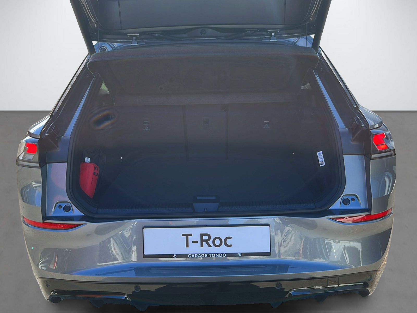 VW T-Roc 1.5 eTSI R-Line DSG-image-6