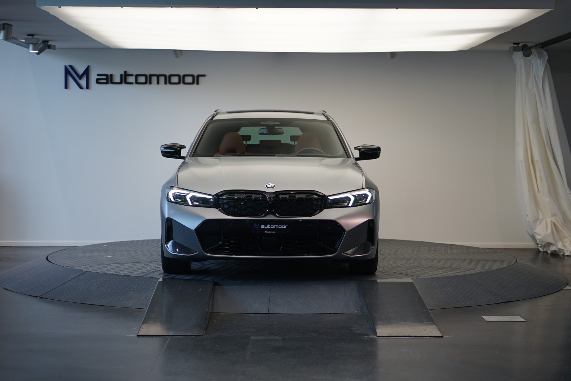 BMW M340i xDrive 48V Touring Steptronic M Sport Pro *CH-Fahrzeug* *Frozen Grey*-image-1