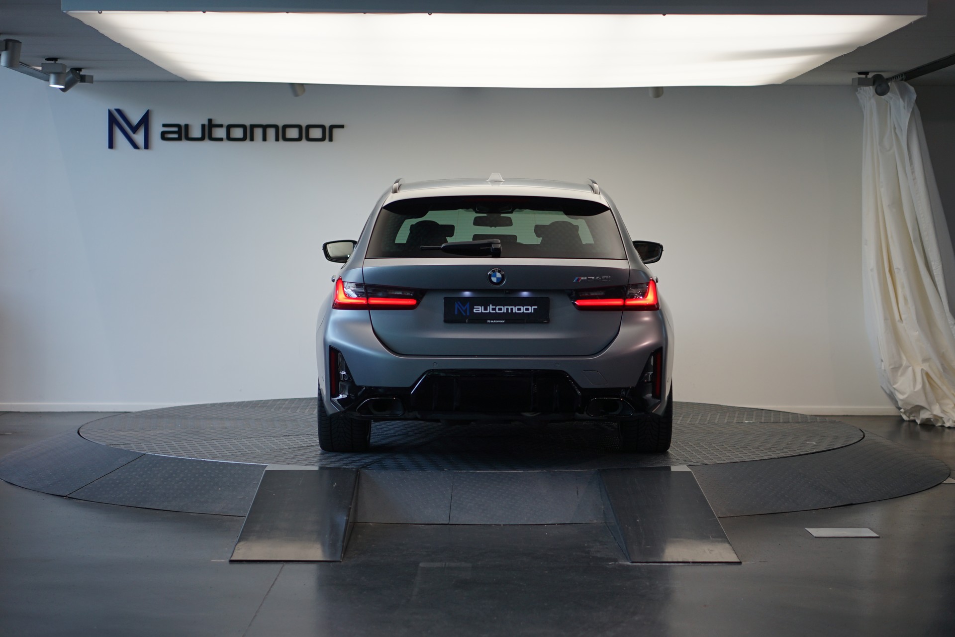 BMW M340i xDrive 48V Touring Steptronic M Sport Pro *CH-Fahrzeug* *Frozen Grey*-image-5