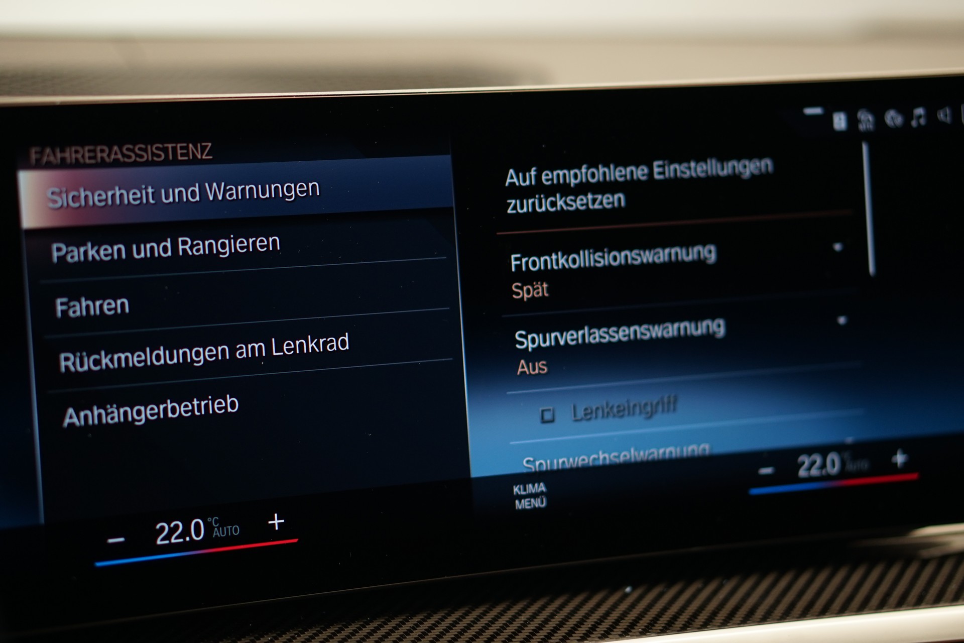 BMW M340i xDrive 48V Touring Steptronic M Sport Pro *CH-Fahrzeug* *Frozen Grey*-image-22