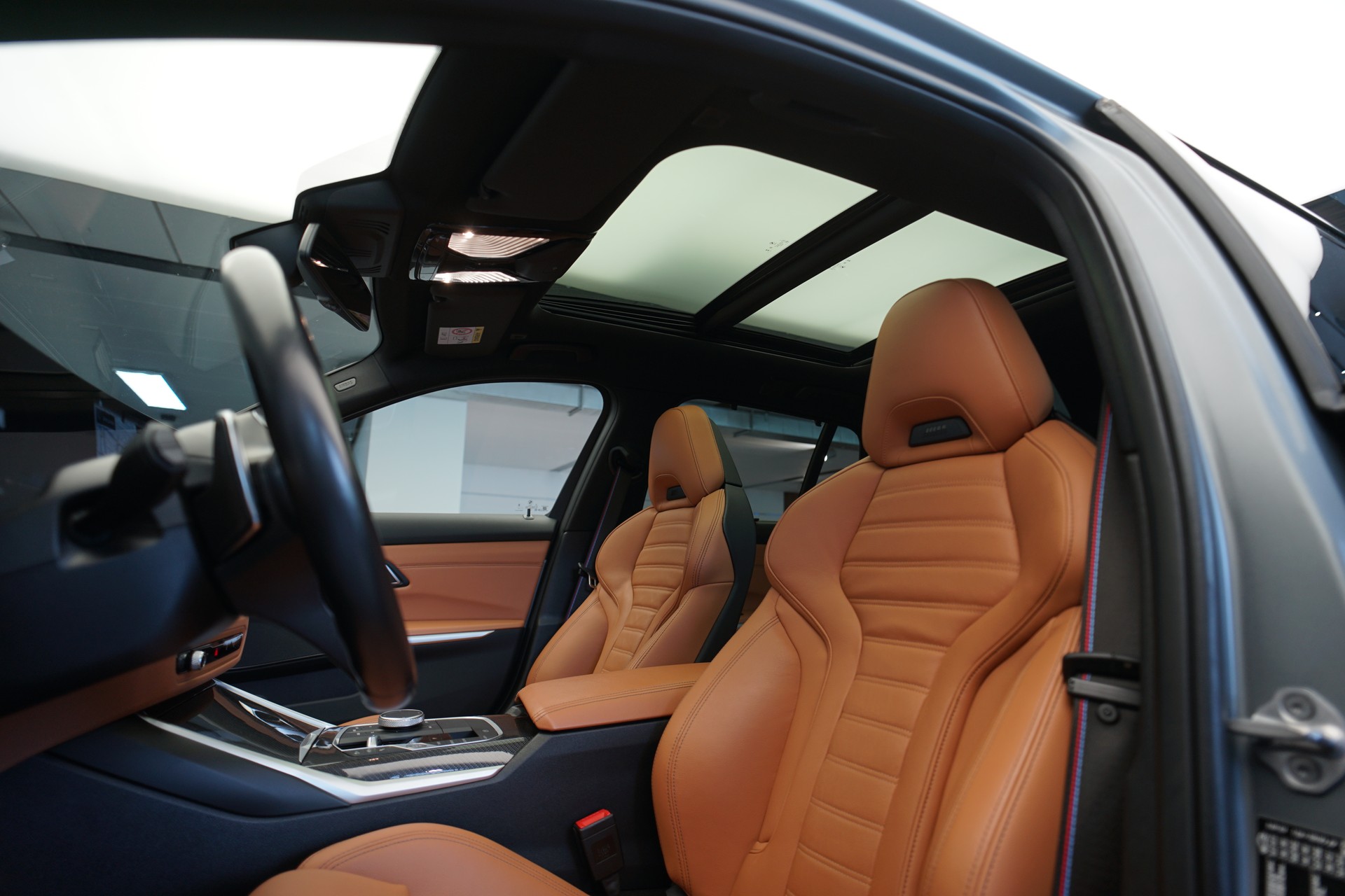 BMW M340i xDrive 48V Touring Steptronic M Sport Pro *CH-Fahrzeug* *Frozen Grey*-image-16