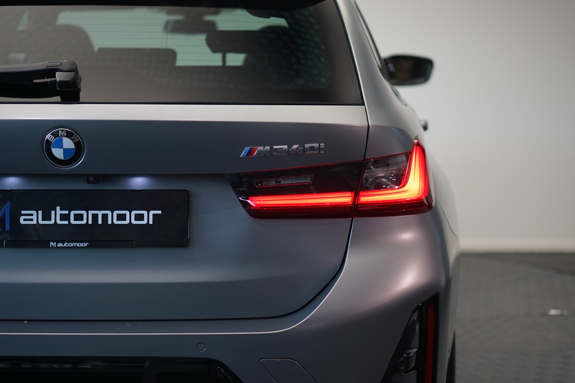 BMW M340i xDrive 48V Touring Steptronic M Sport Pro *CH-Fahrzeug* *Frozen Grey*-image-10