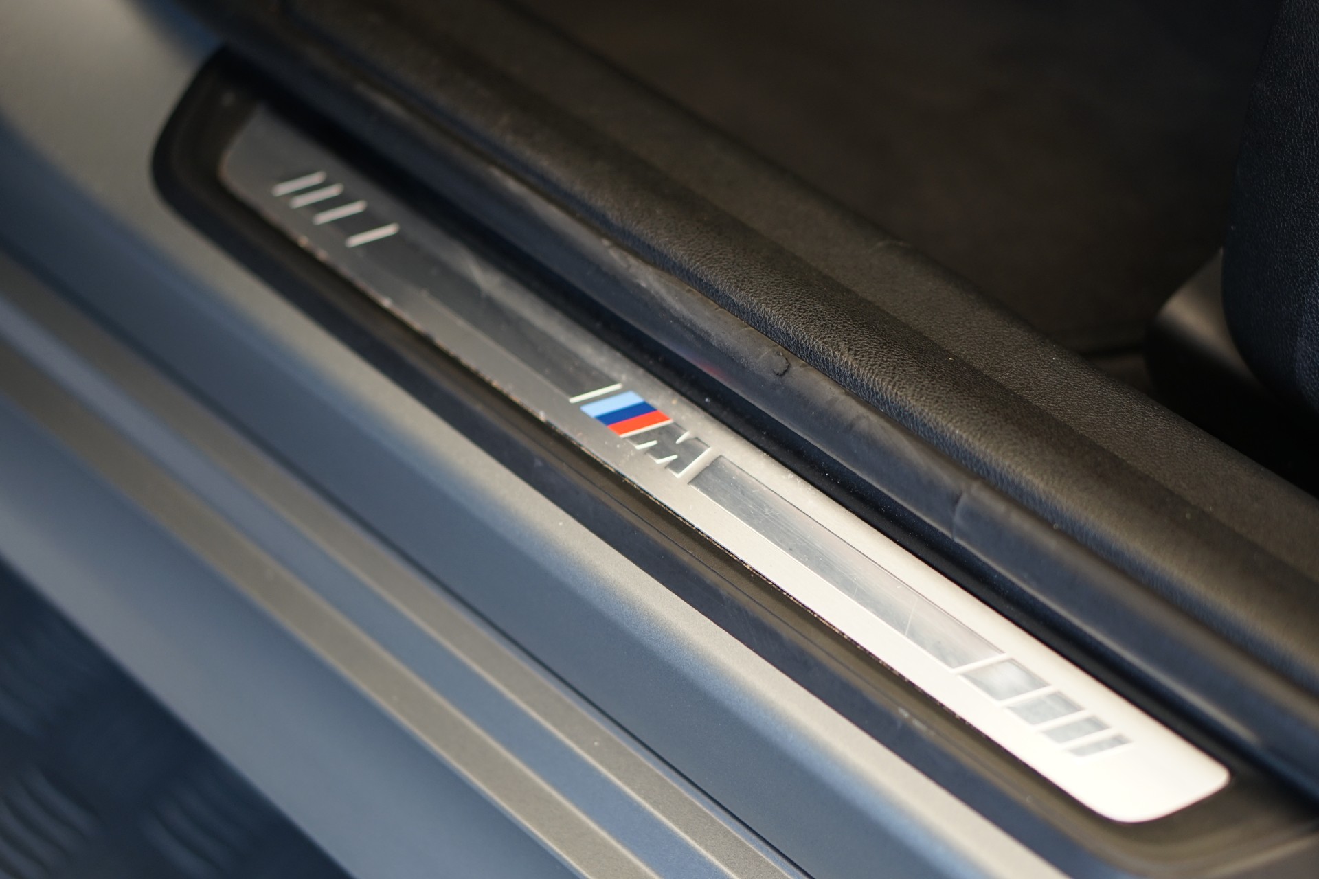 BMW M340i xDrive 48V Touring Steptronic M Sport Pro *CH-Fahrzeug* *Frozen Grey*-image-36