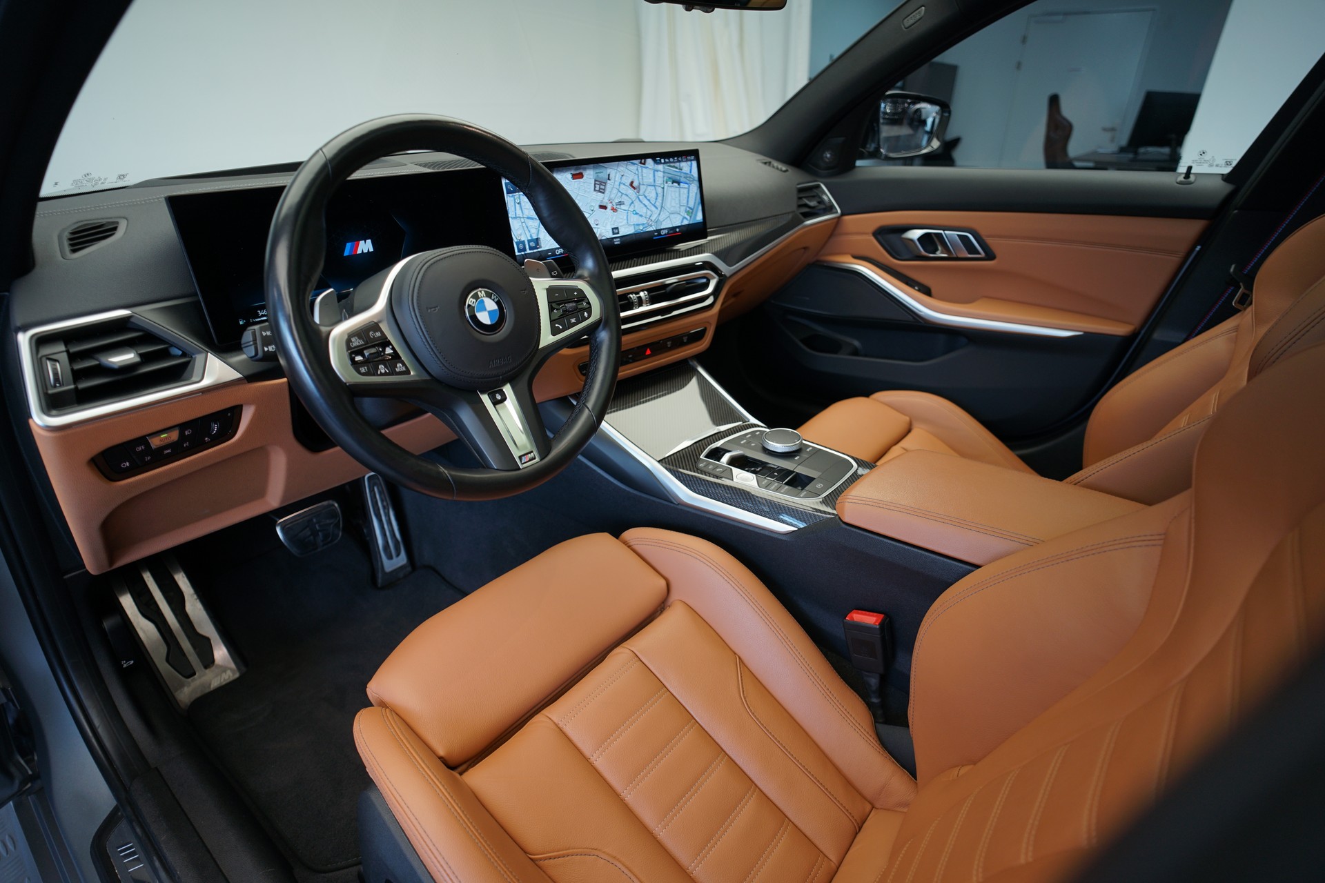 BMW M340i xDrive 48V Touring Steptronic M Sport Pro *CH-Fahrzeug* *Frozen Grey*-image-13